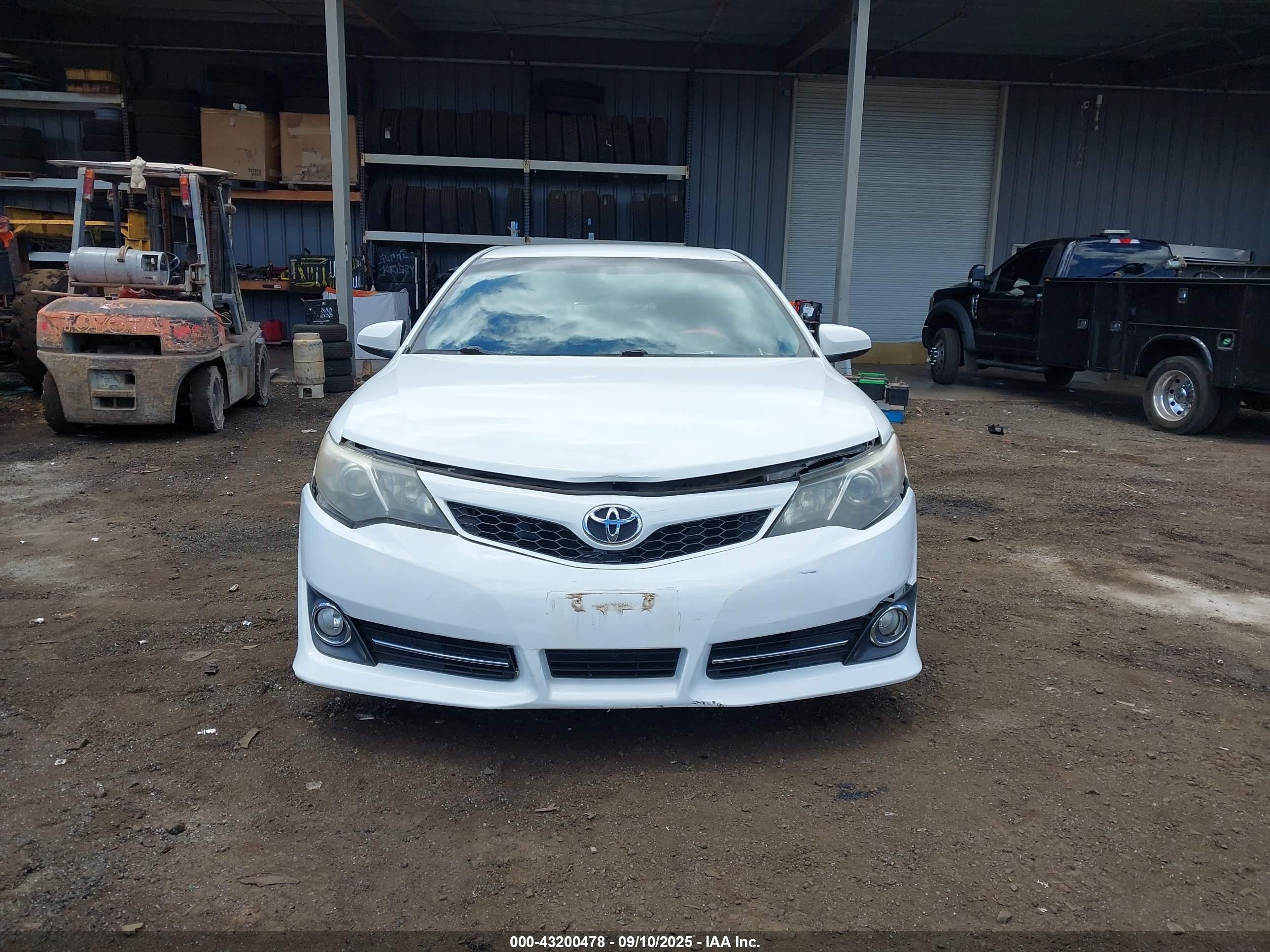 2012 Toyota Camry Se V6 White vin: 4T1BK1FK8CU520196