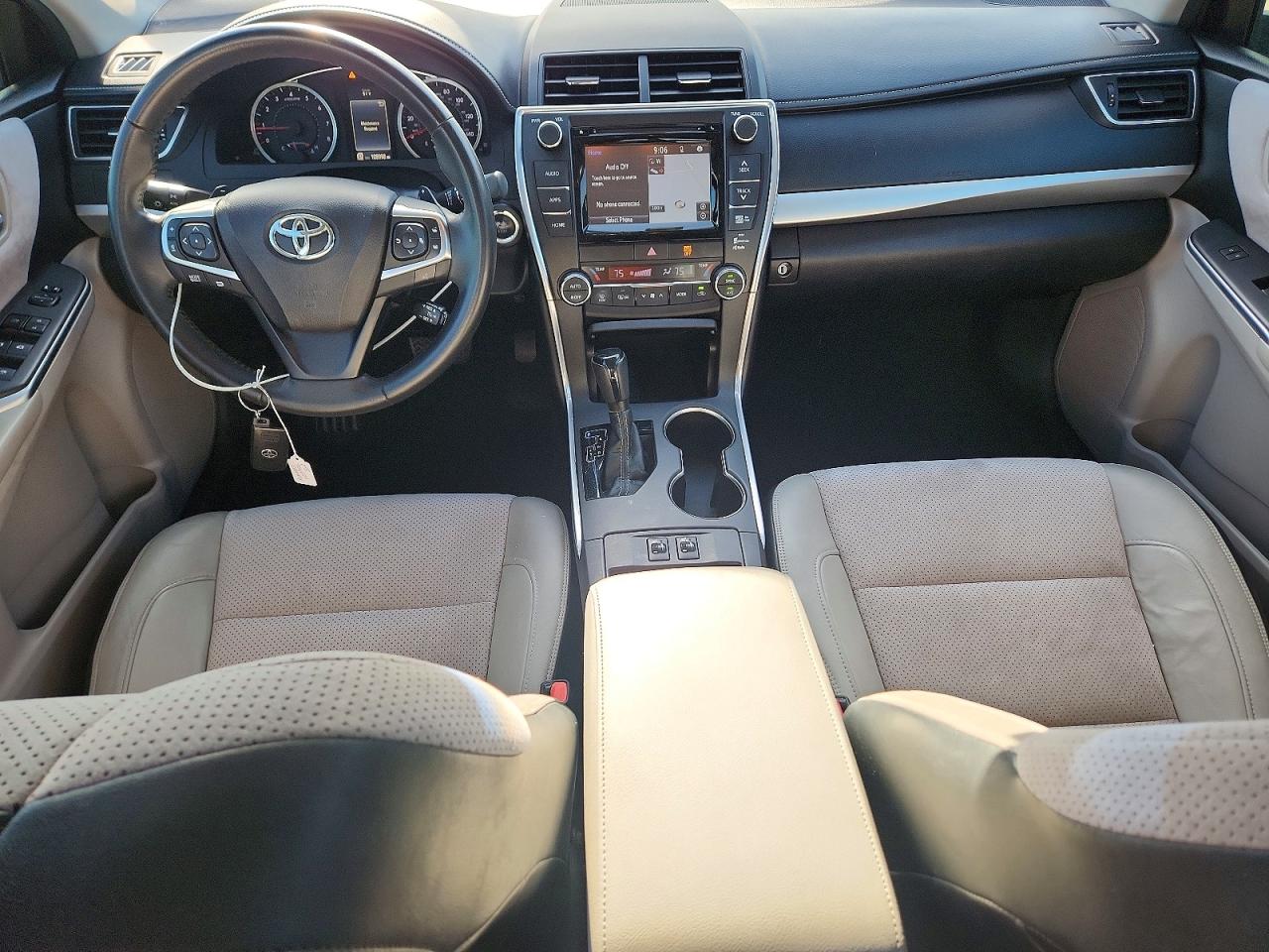 2015 Toyota Camry Xse V6 Серебряный vin: 4T1BK1FK8FU029485
