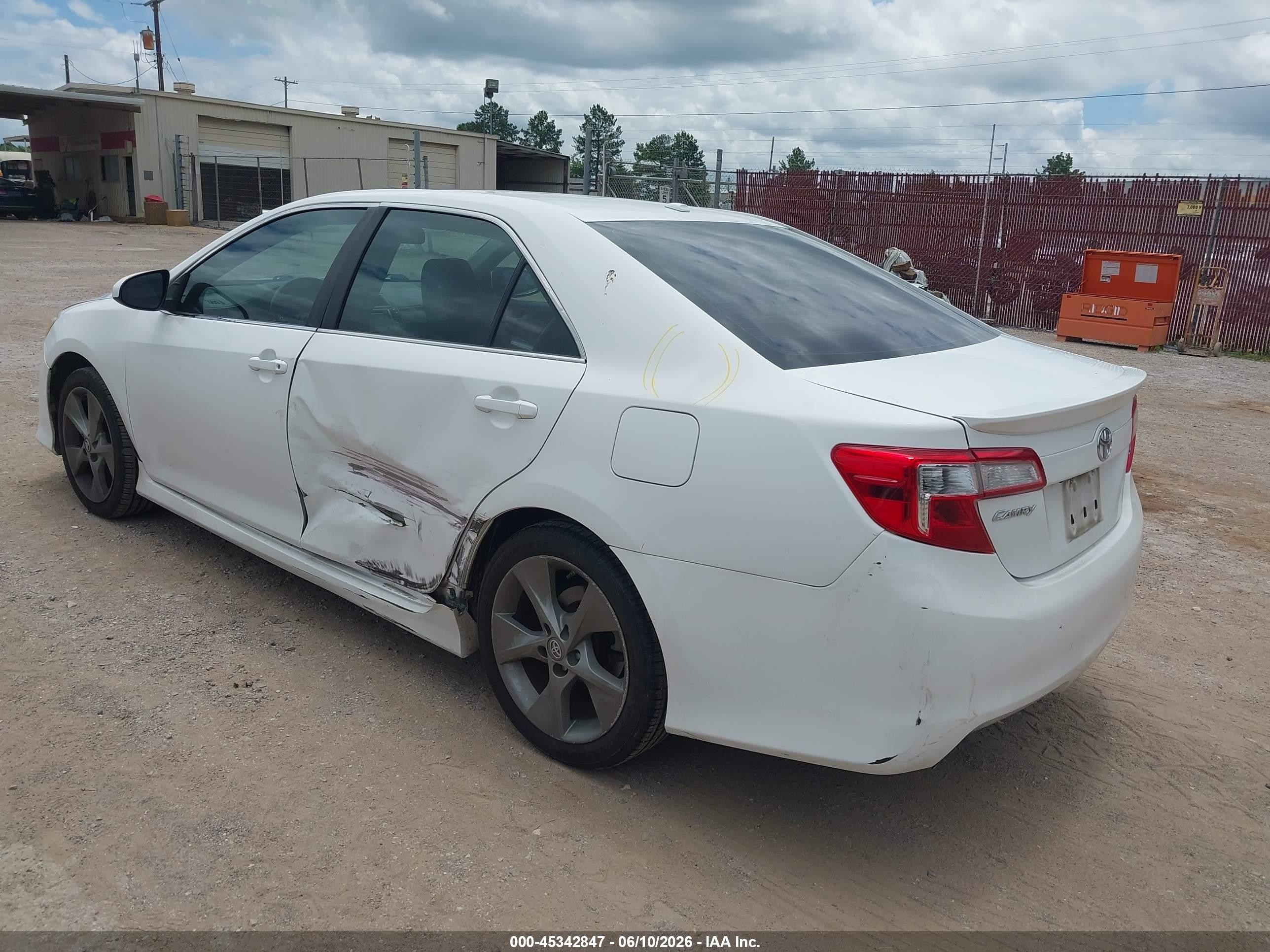2012 Toyota Camry Se V6 White vin: 4T1BK1FK9CU503133