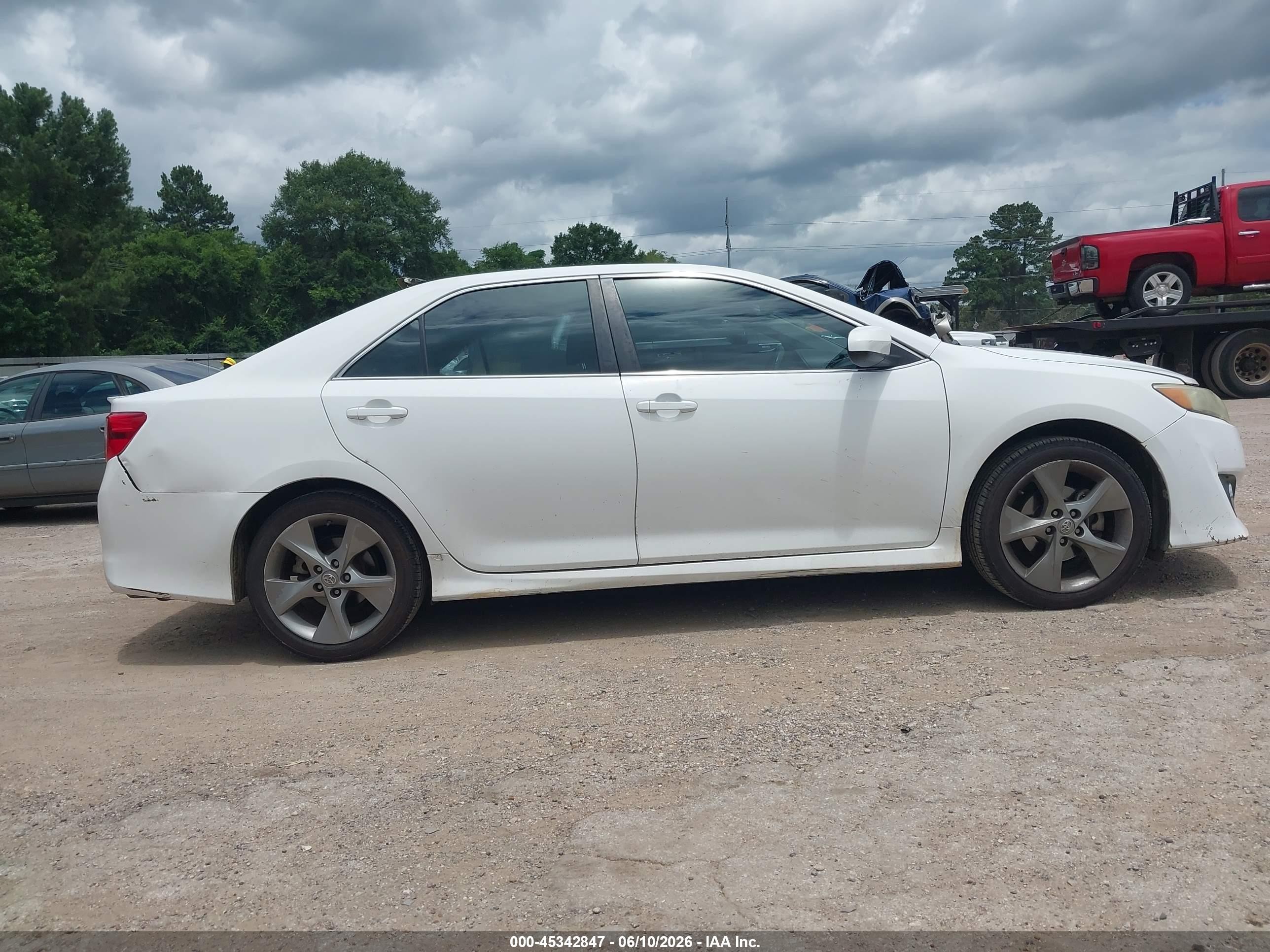 2012 Toyota Camry Se V6 White vin: 4T1BK1FK9CU503133