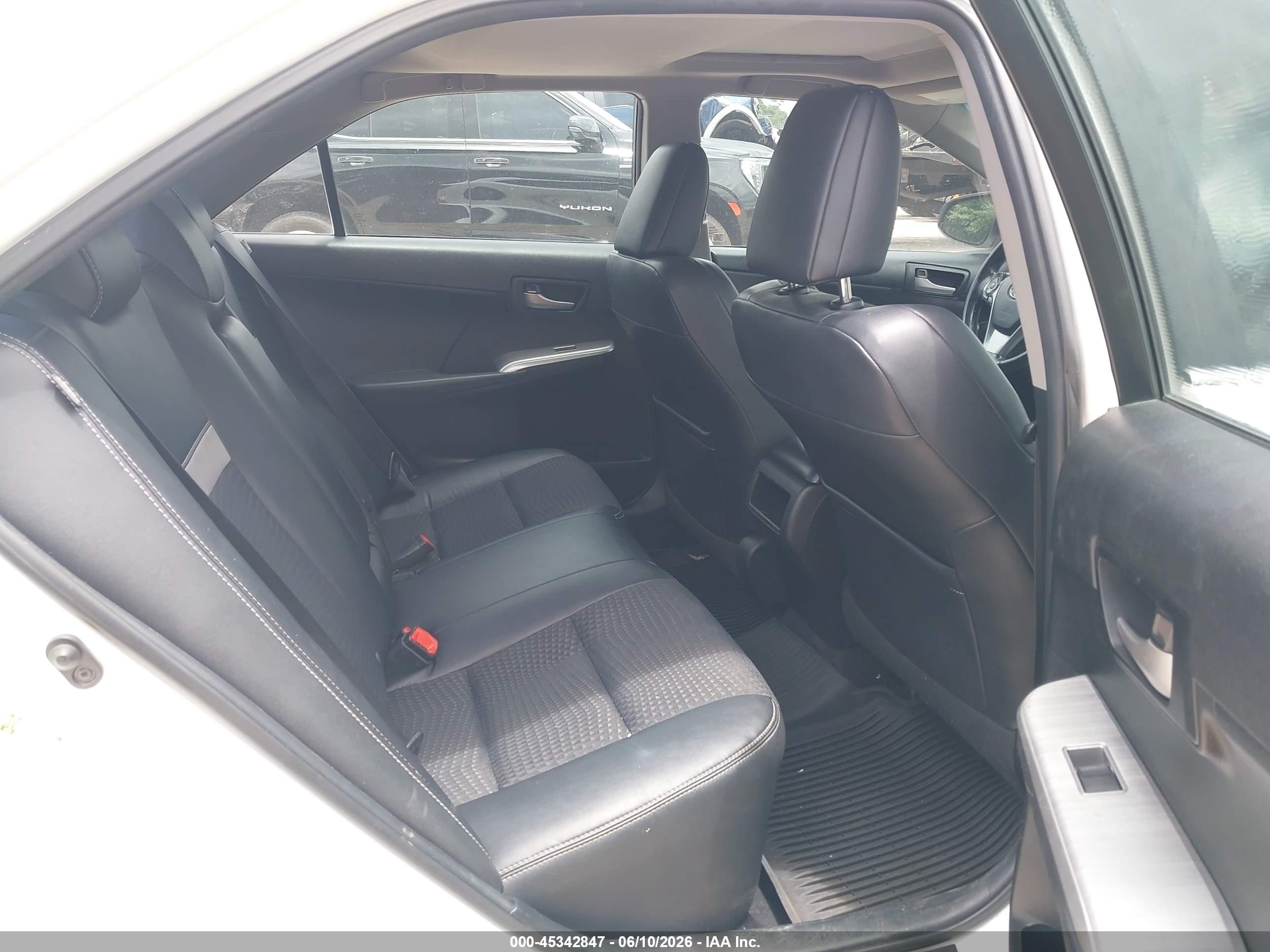 2012 Toyota Camry Se V6 White vin: 4T1BK1FK9CU503133