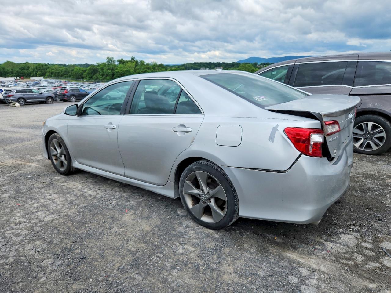 2013 Toyota Camry Se V6 Серебряный vin: 4T1BK1FK9DU529510