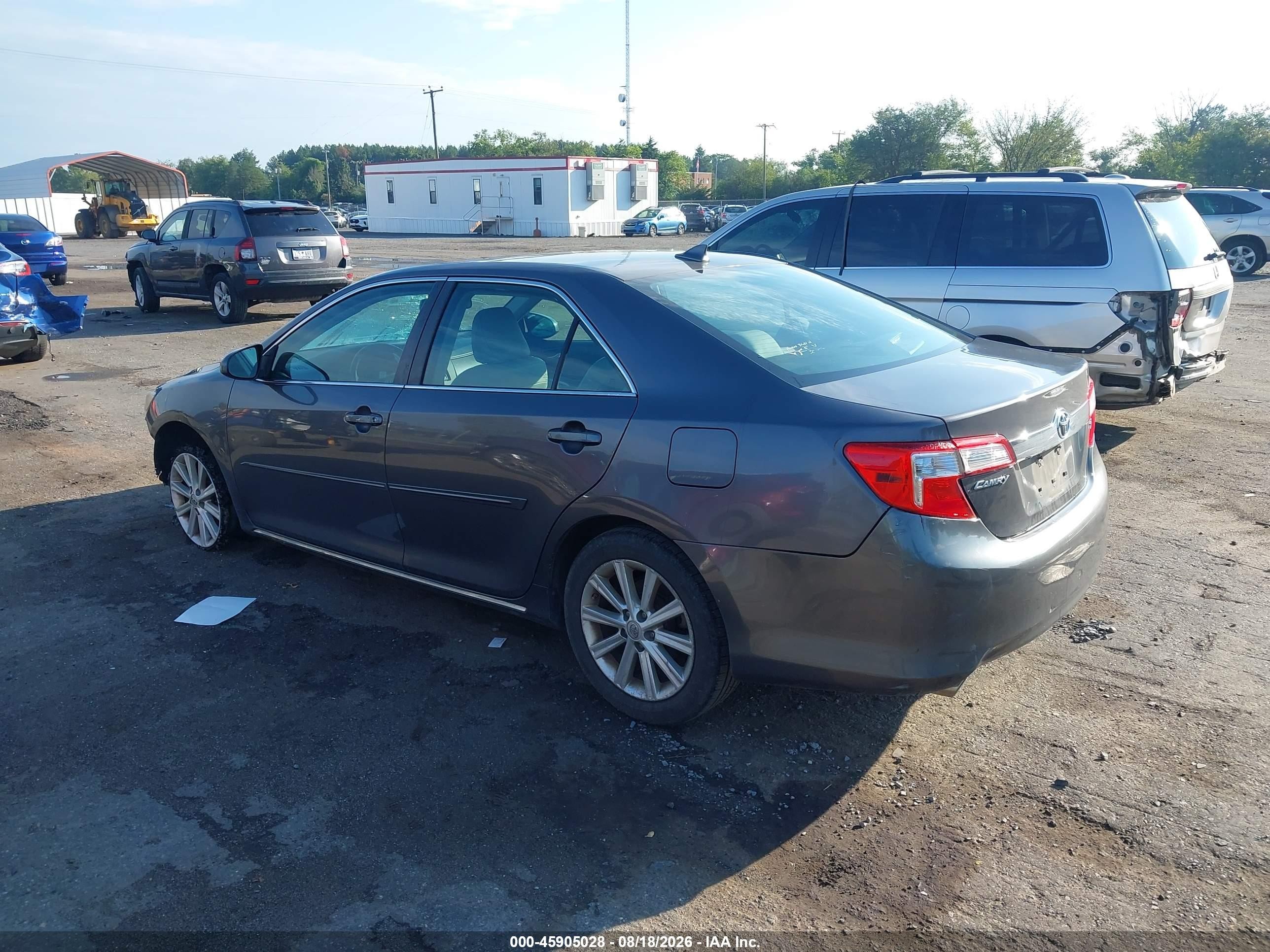 2014 Toyota Camry Xle V6 Gray vin: 4T1BK1FK9EU553310