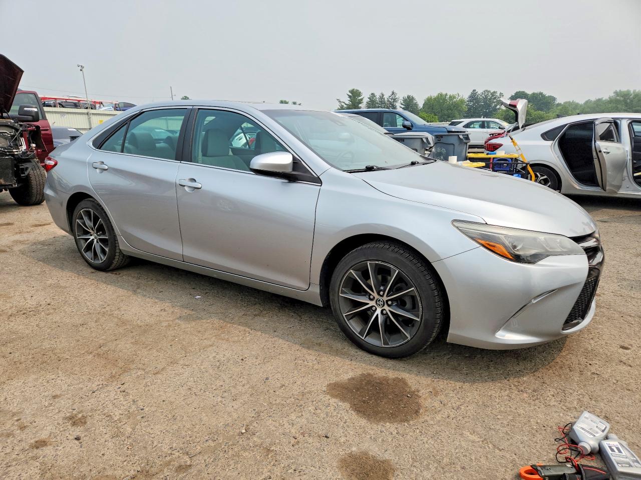 2015 Toyota Camry Xse V6 Серебряный vin: 4T1BK1FK9FU556418