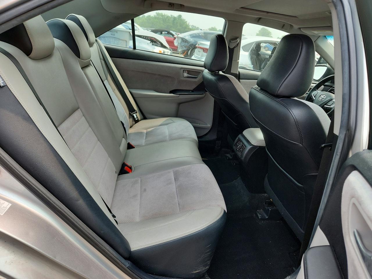 2015 Toyota Camry Xse V6 Серебряный vin: 4T1BK1FK9FU556418