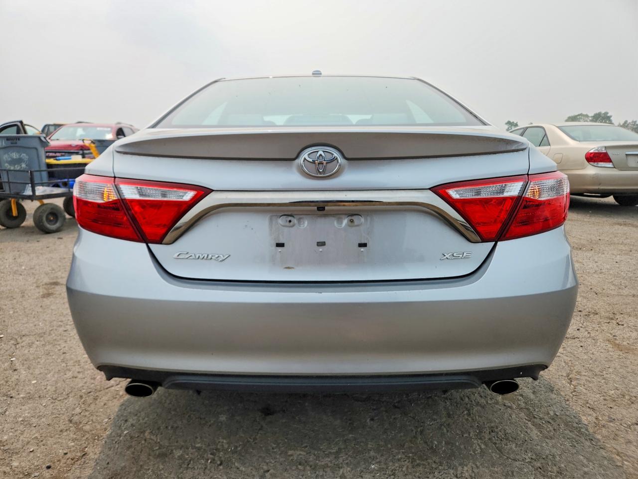 2015 Toyota Camry Xse V6 Серебряный vin: 4T1BK1FK9FU556418
