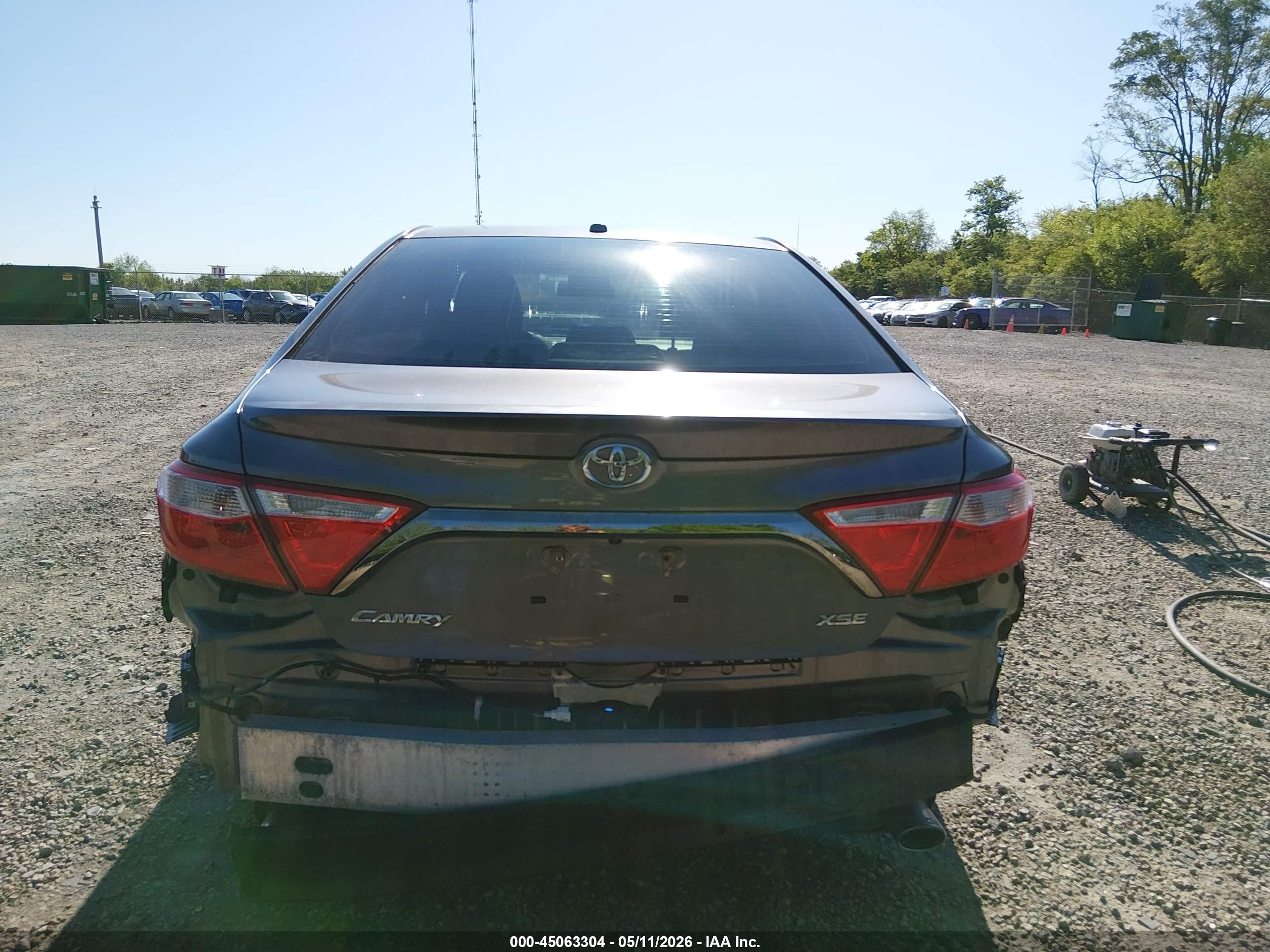 2015 Toyota Camry Xse V6 Gray vin: 4T1BK1FK9FU557746