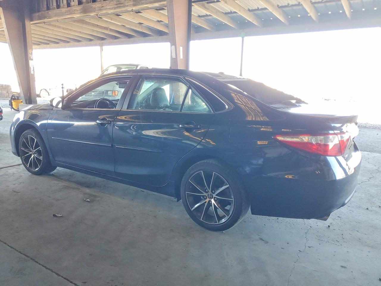 2015 Toyota Camry Xse V6 Charcoal vin: 4T1BK1FK9FU563823