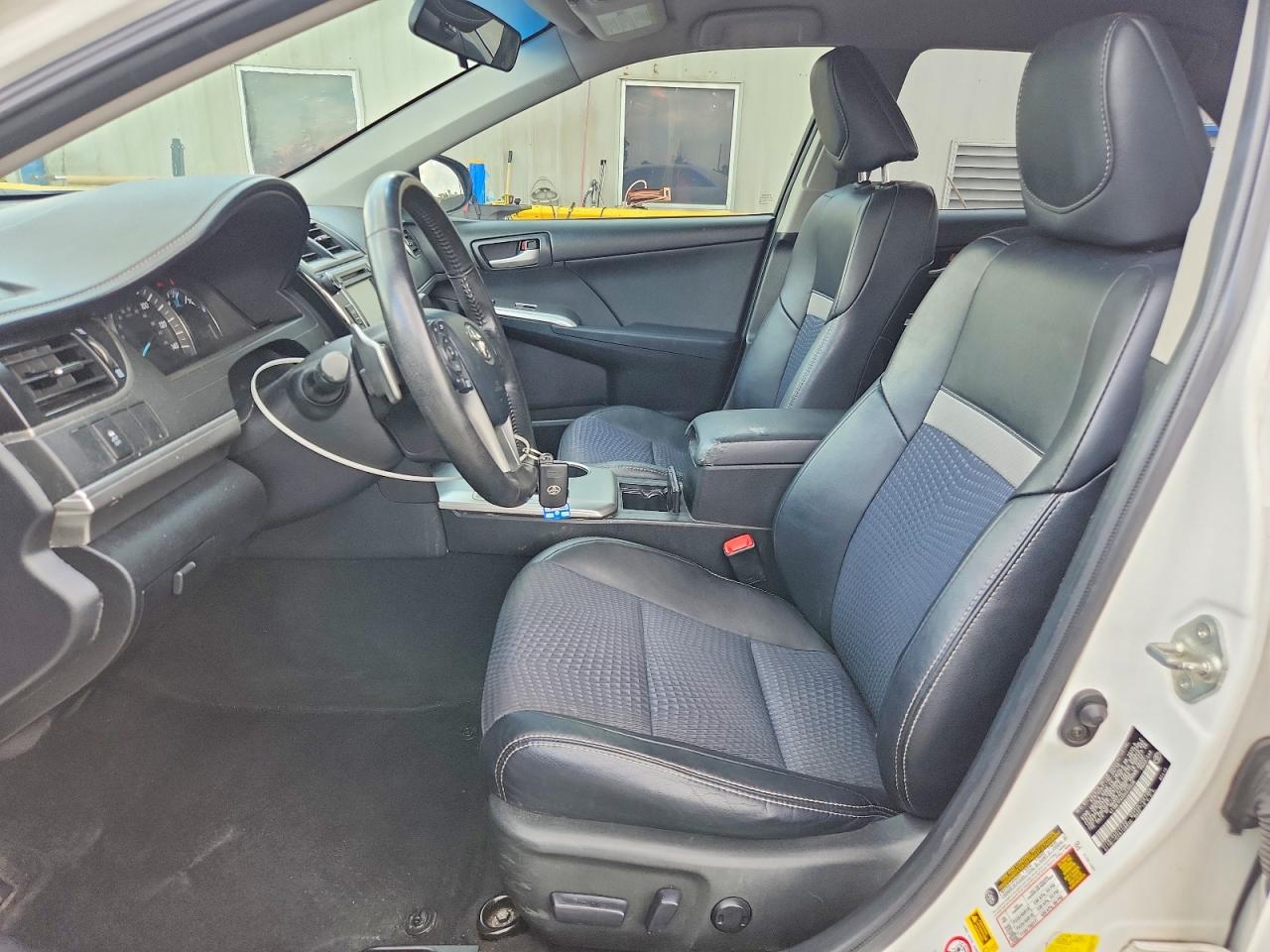 2013 Toyota Camry Se V6 White vin: 4T1BK1FKXDU530536