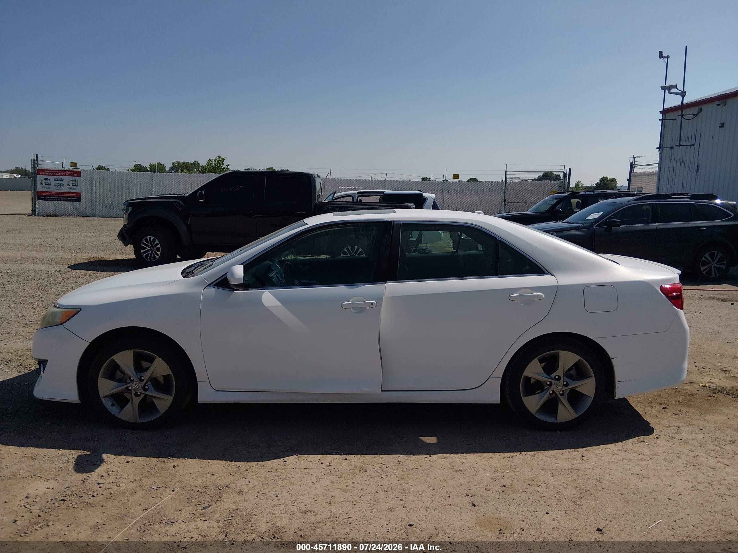 2013 Toyota Camry Se V6 Белый vin: 4T1BK1FKXDU532092