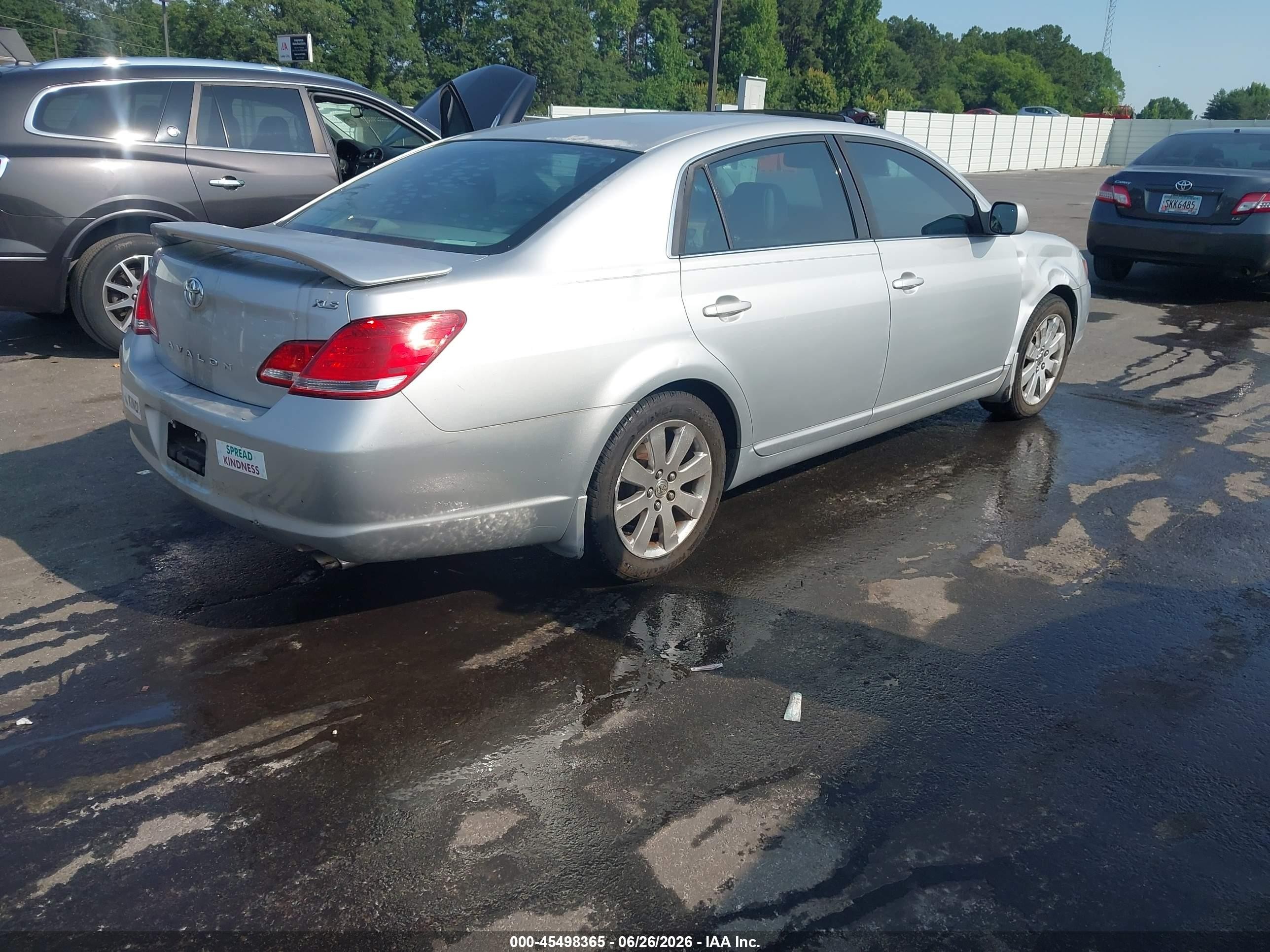 2005 Toyota Avalon Xls Silver vin: 4T1BK36B05U054441