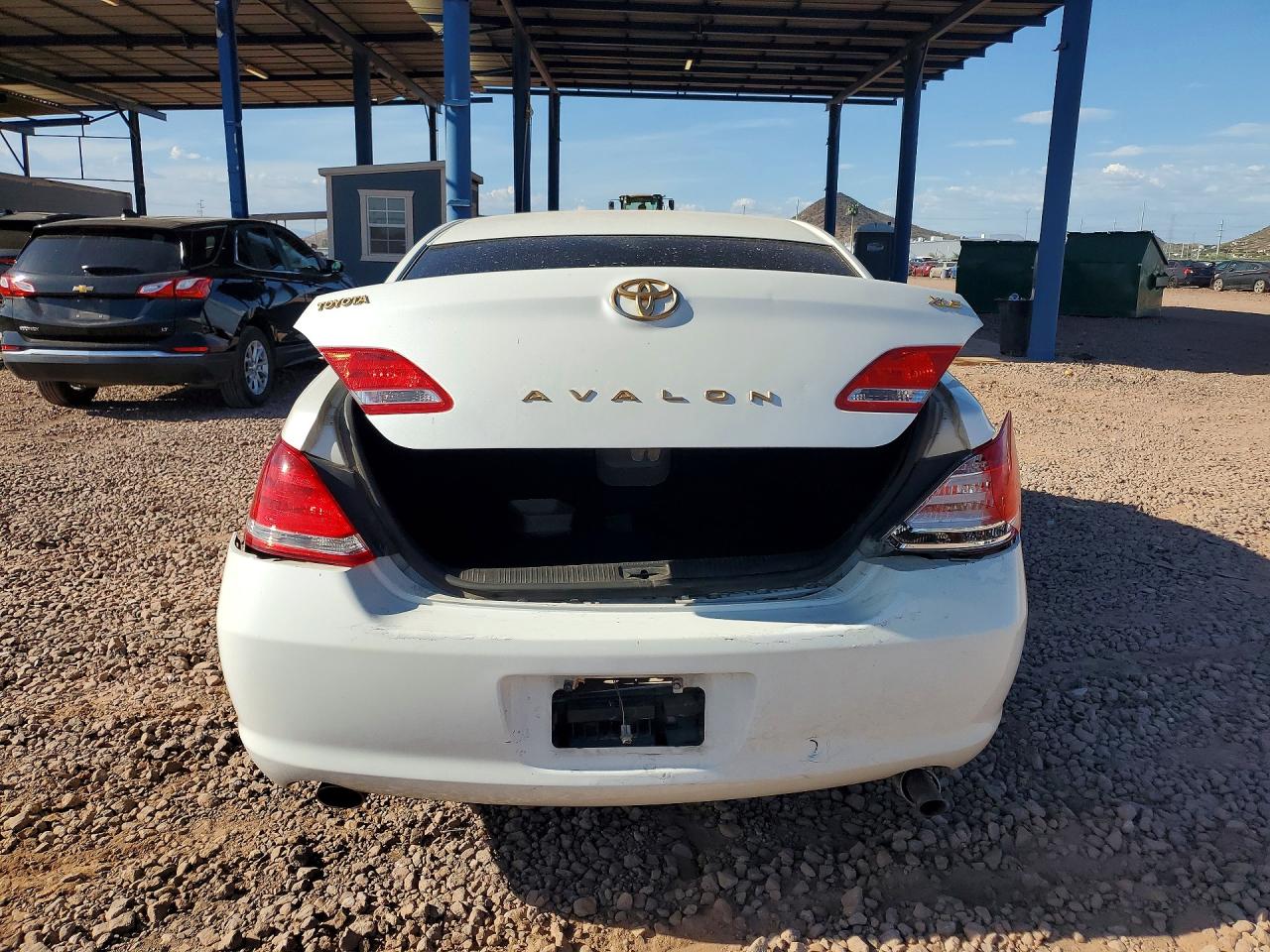 2006 Toyota Avalon Xls Белый vin: 4T1BK36B06U068745