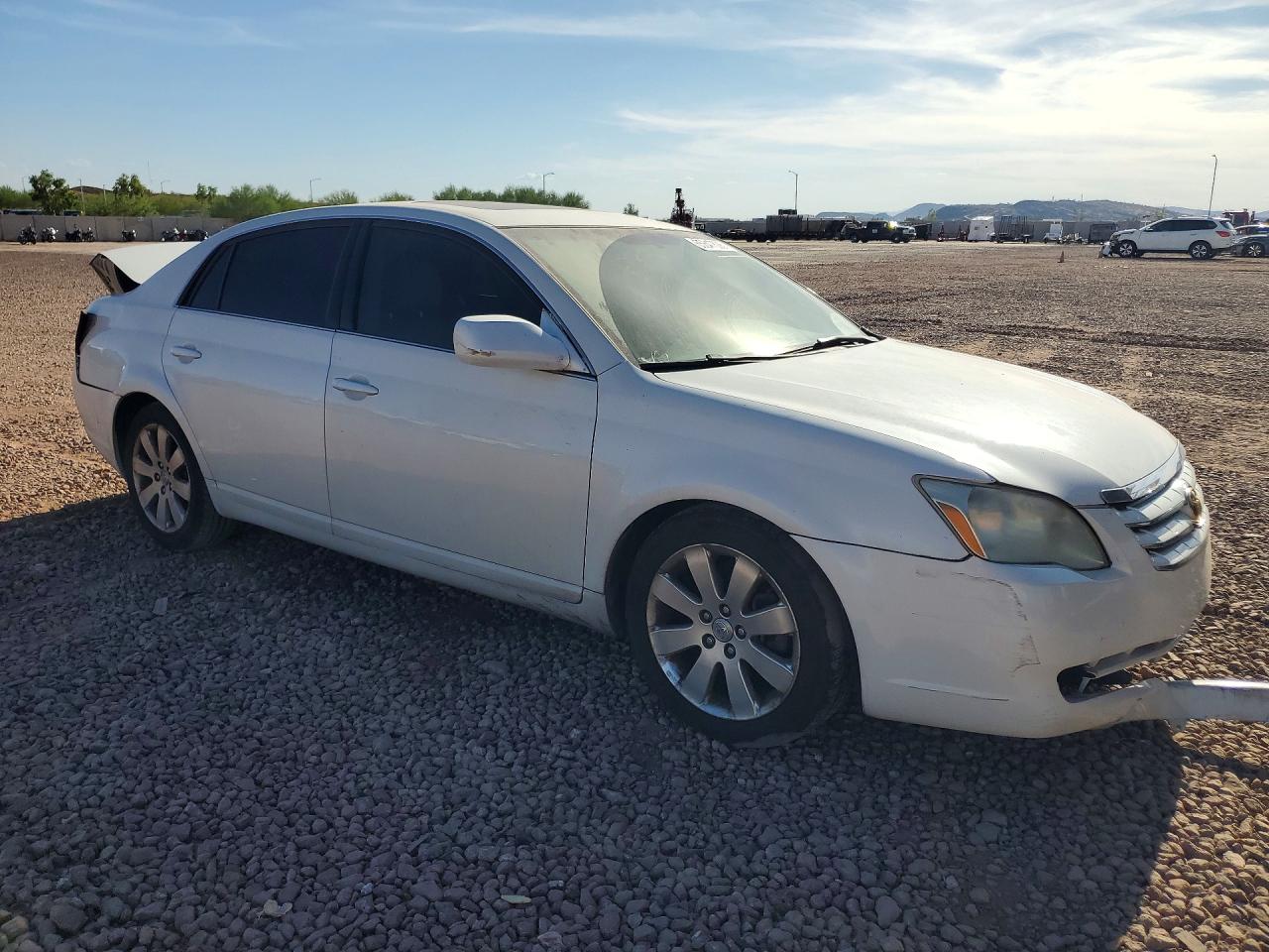 2006 Toyota Avalon Xls Белый vin: 4T1BK36B06U068745