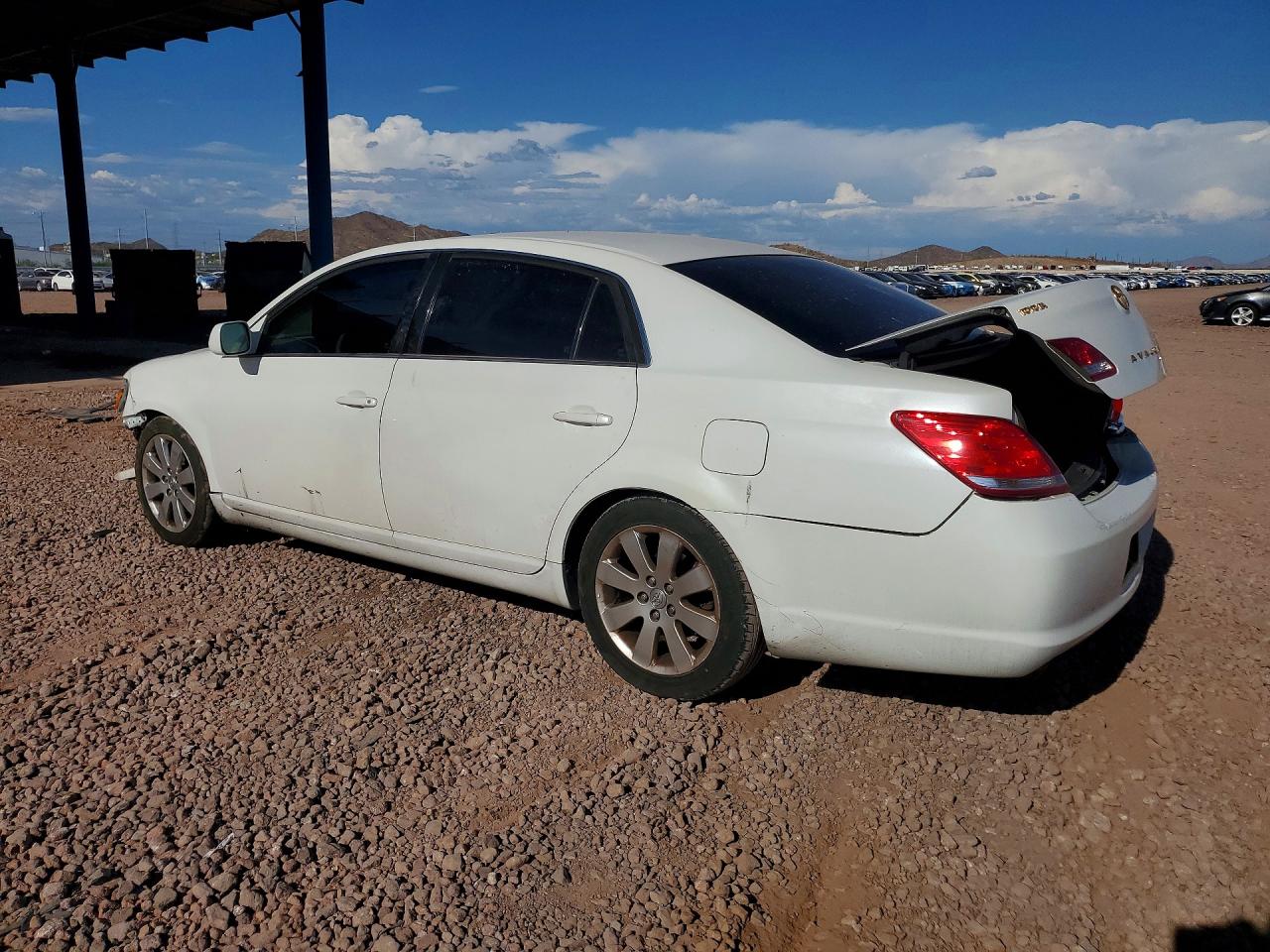 2006 Toyota Avalon Xls Белый vin: 4T1BK36B06U068745