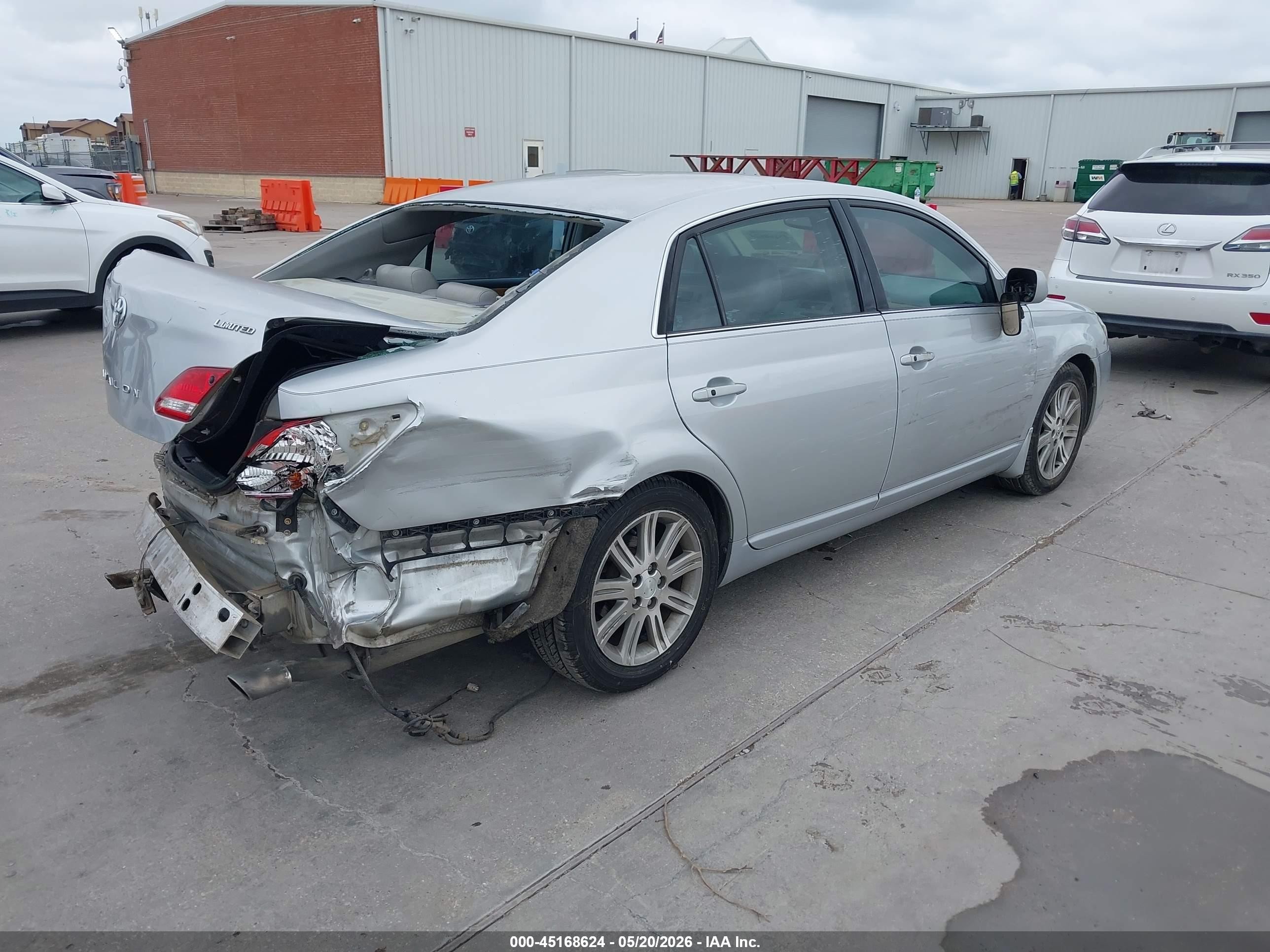 2006 Toyota Avalon Limited Silver vin: 4T1BK36B06U125302