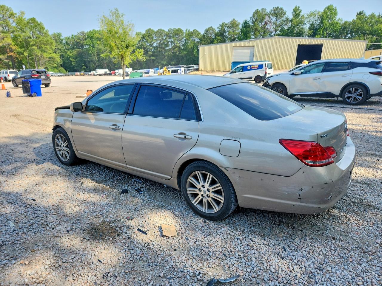 2006 Toyota Avalon Limited Gold vin: 4T1BK36B06U143265