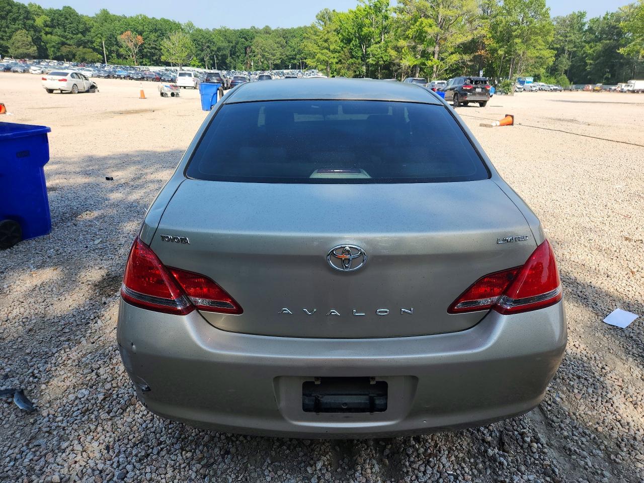 2006 Toyota Avalon Limited Gold vin: 4T1BK36B06U143265