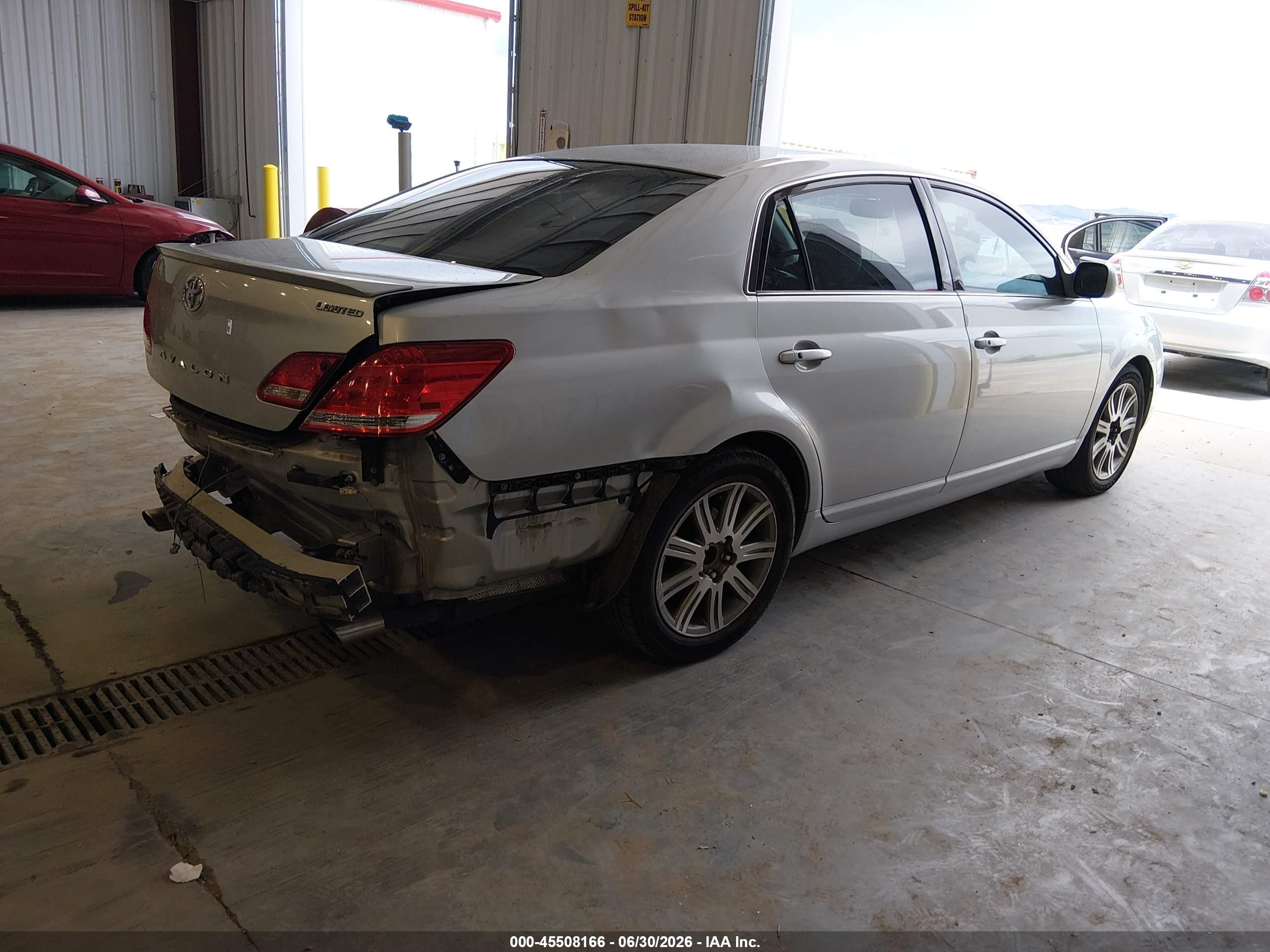 2006 Toyota Avalon Limited Серебряный vin: 4T1BK36B06U157067