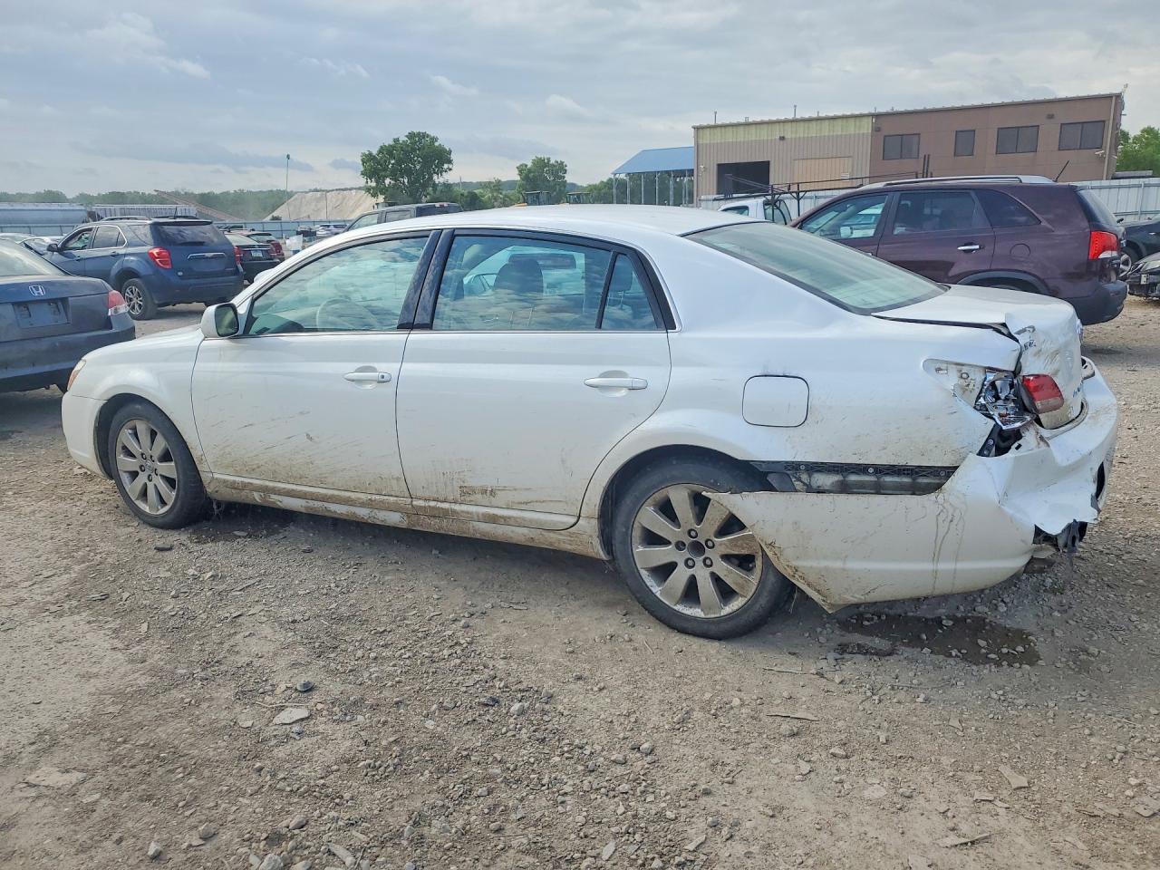 2007 Toyota Avalon Xls Белый vin: 4T1BK36B07U198560