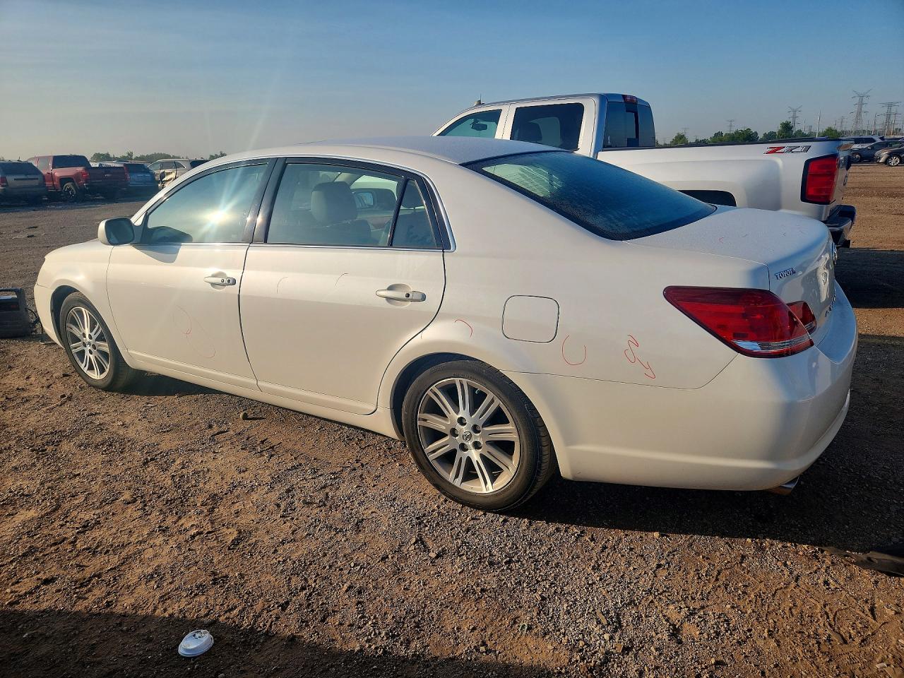 2007 Toyota Avalon Limited Белый vin: 4T1BK36B07U232044