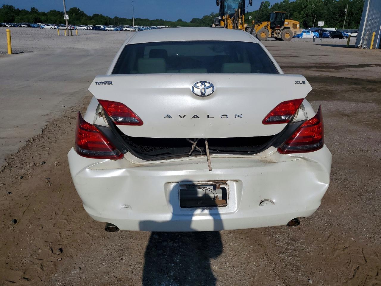 2008 Toyota Avalon Xls White vin: 4T1BK36B08U266583