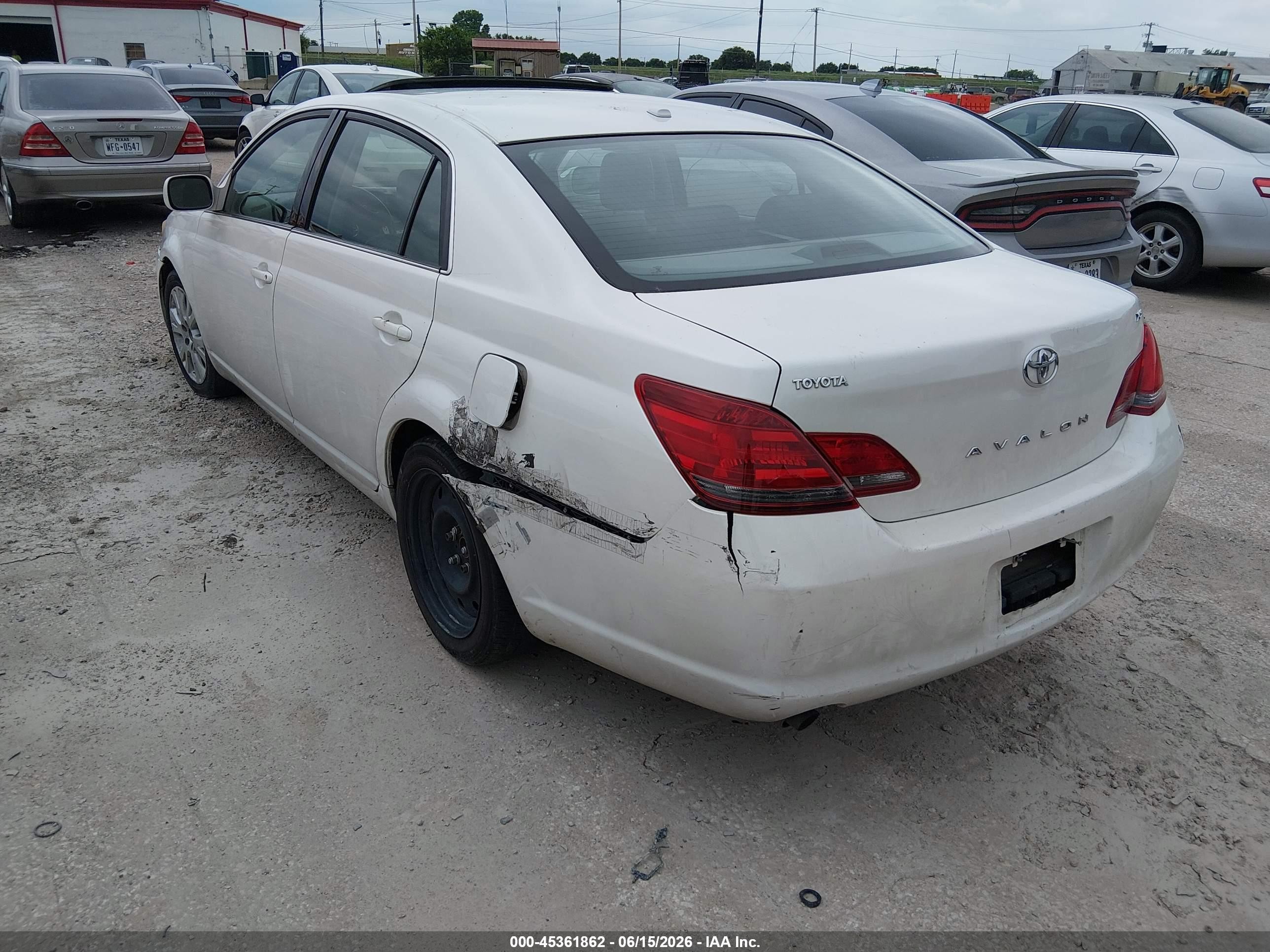 2009 Toyota Avalon Xls White vin: 4T1BK36B09U349531