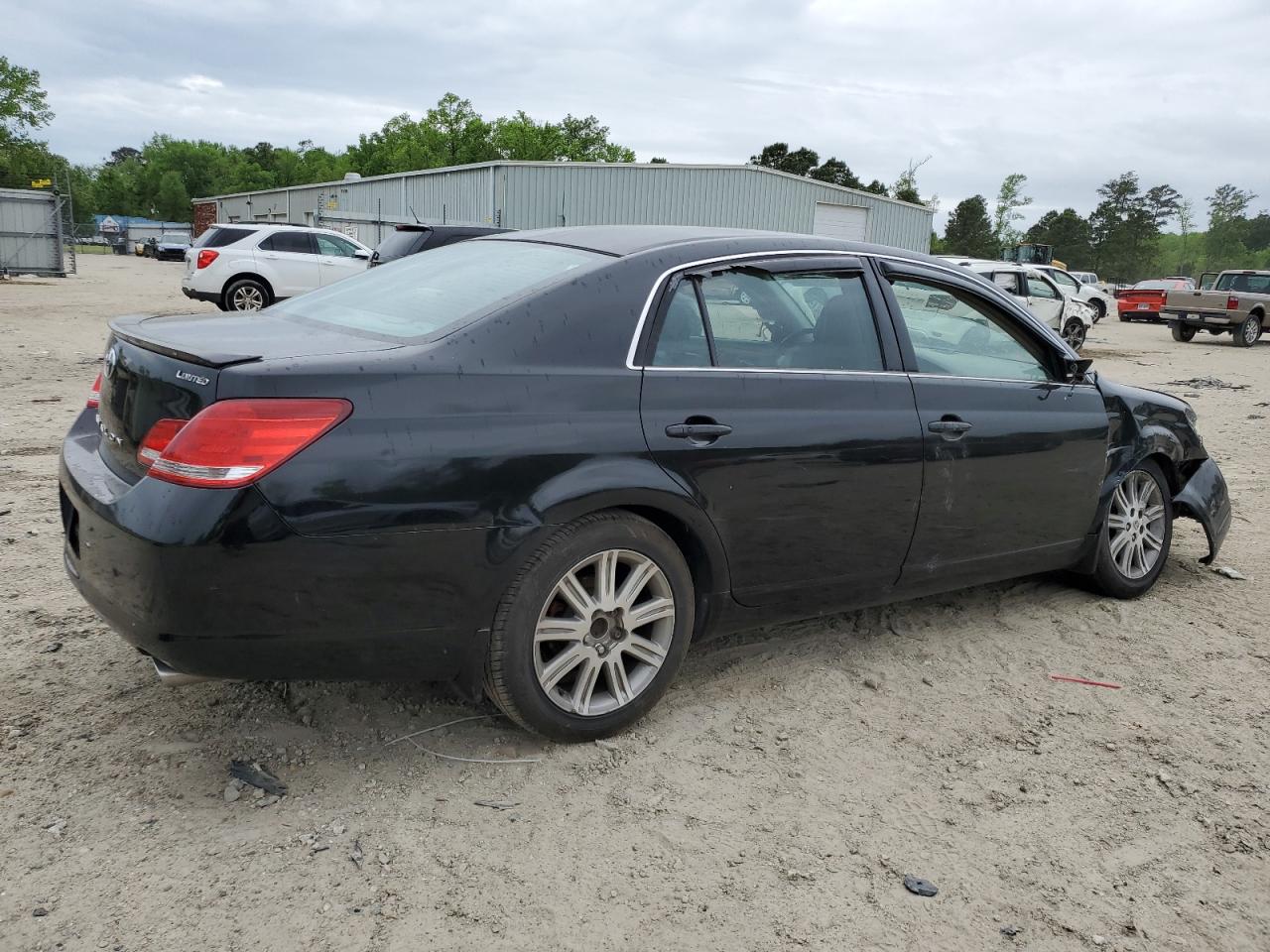 2005 Toyota Avalon Xl Черный vin: 4T1BK36B15U003482