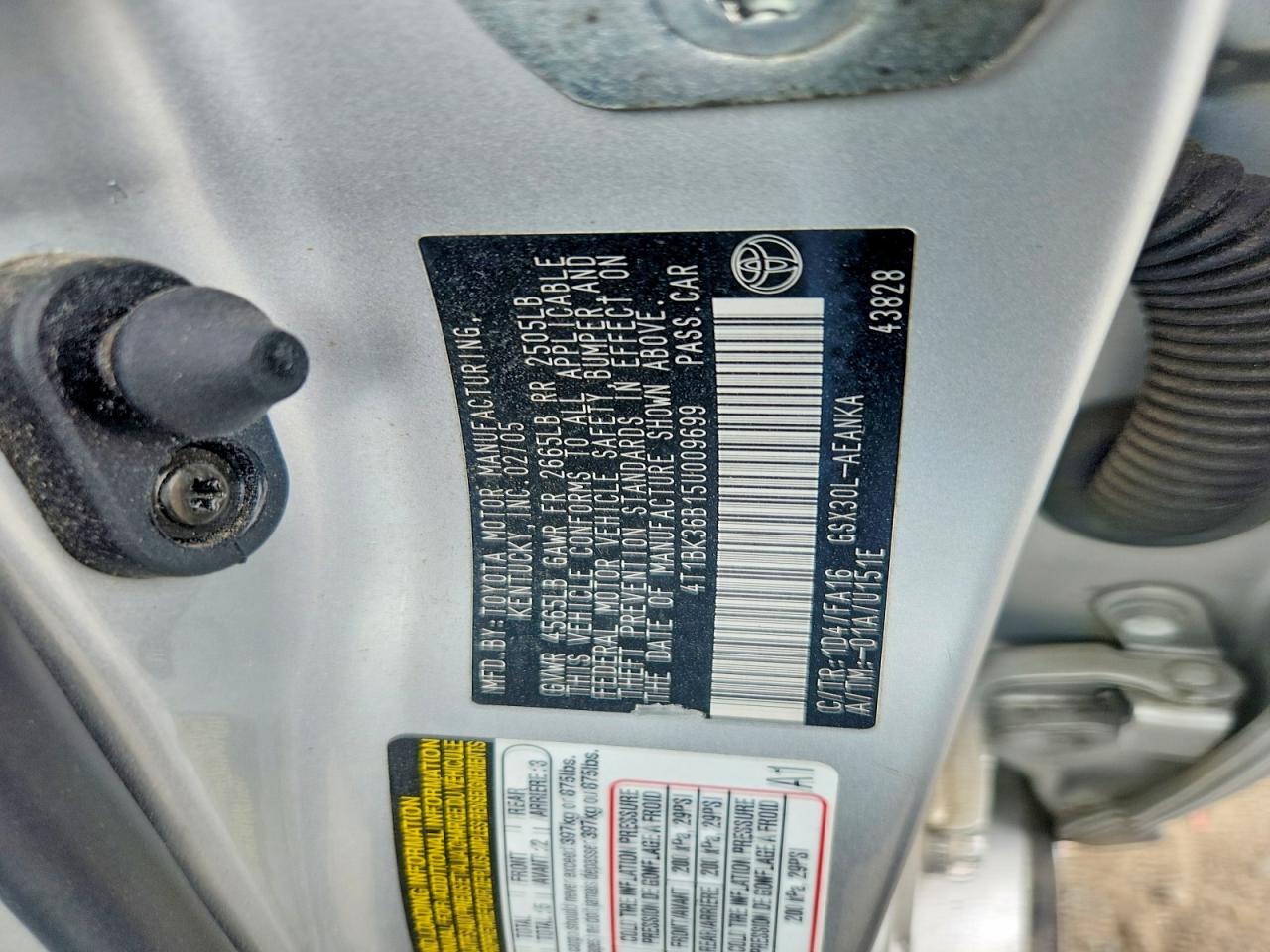 2005 Toyota Avalon Xl Серебряный vin: 4T1BK36B15U009699