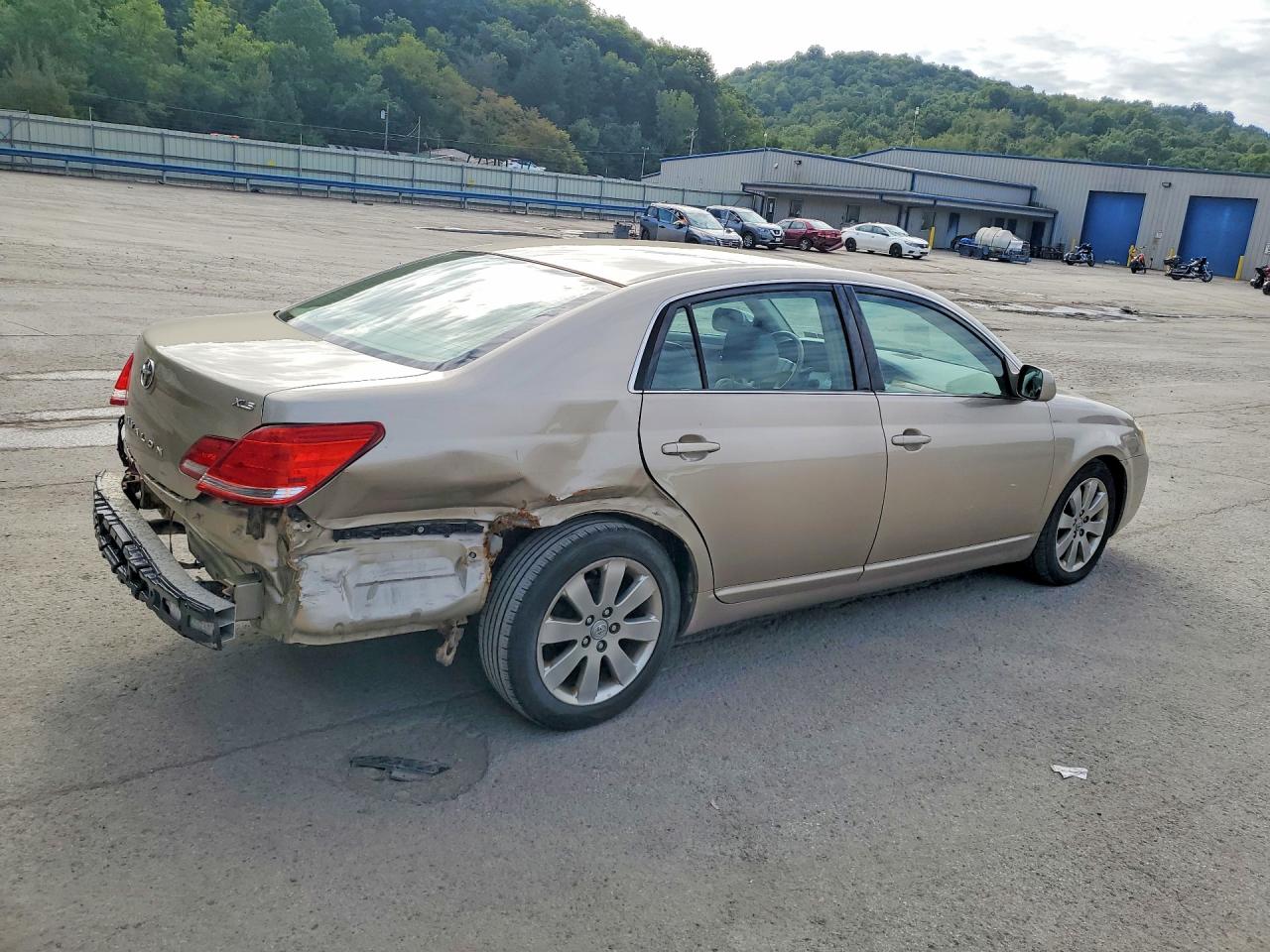 2006 Toyota Avalon Xls Beige vin: 4T1BK36B16U086073