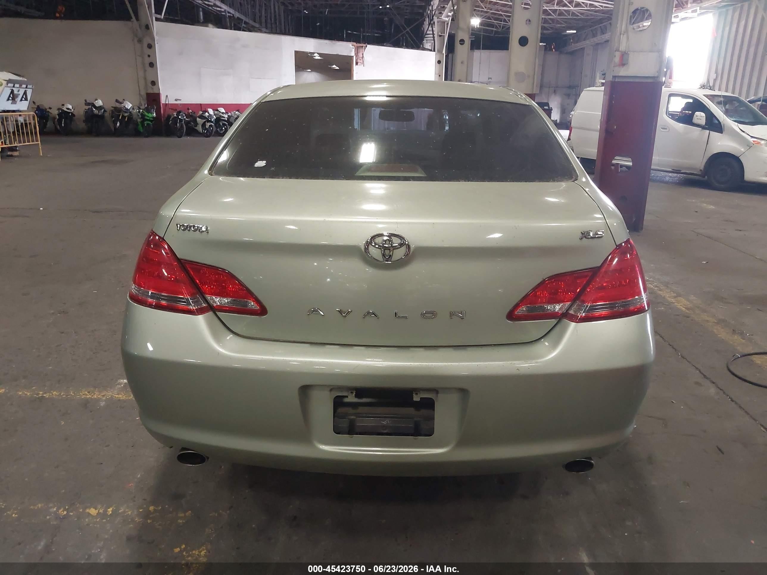 2006 Toyota Avalon Xls Pewter vin: 4T1BK36B16U134879
