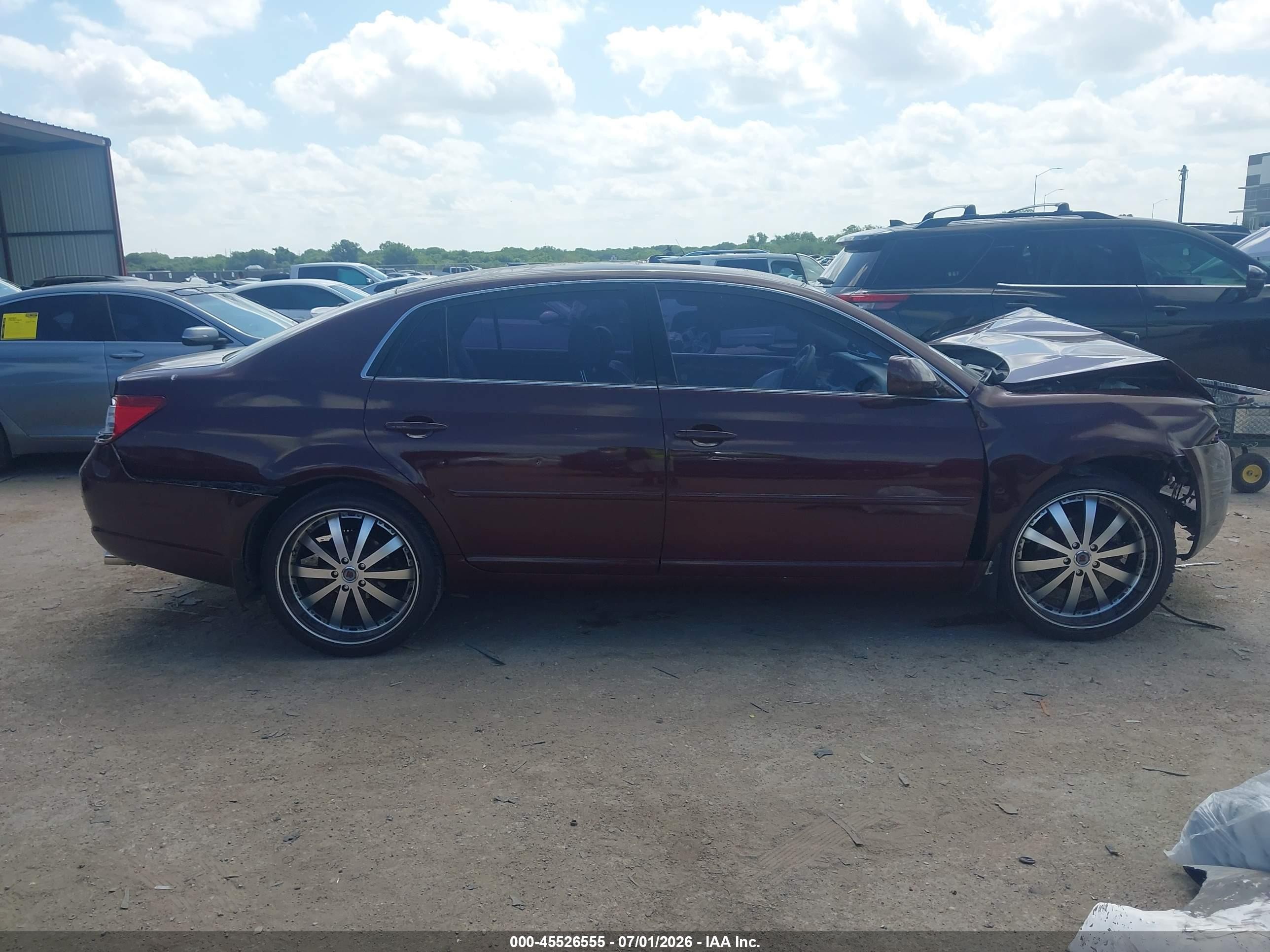 2007 Toyota Avalon Xls Red vin: 4T1BK36B17U216872