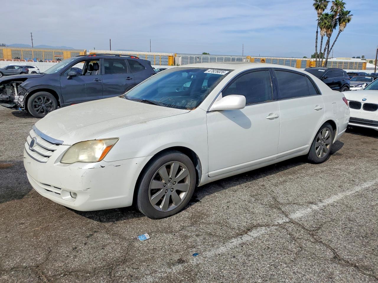 2007 Toyota Avalon White vin: 4T1BK36B17U226561