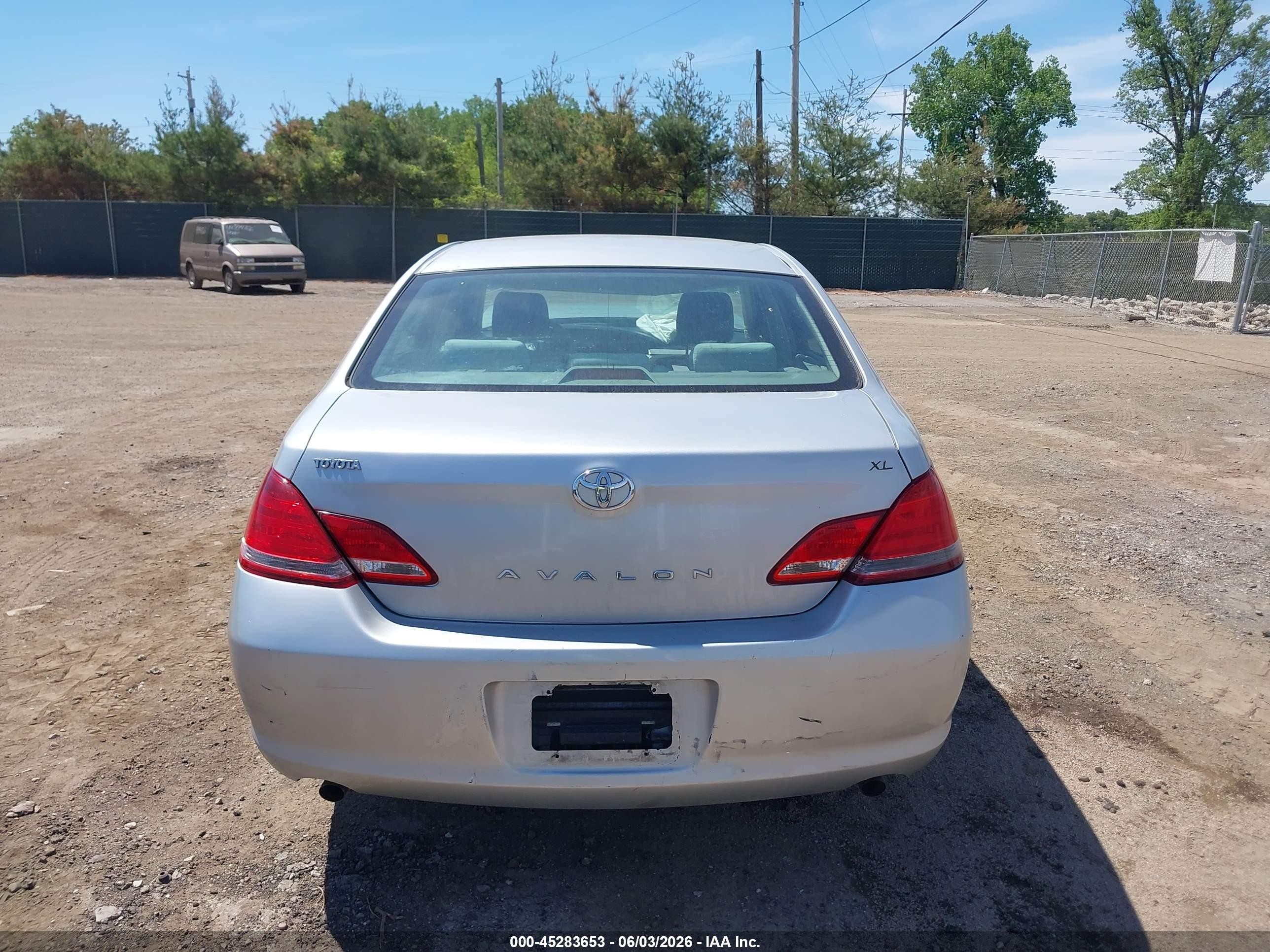 2007 Toyota Avalon Xl Silver vin: 4T1BK36B17U227189