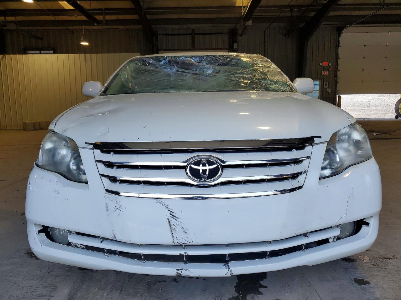 2007 Toyota Avalon Xls White vin: 4T1BK36B17U238628