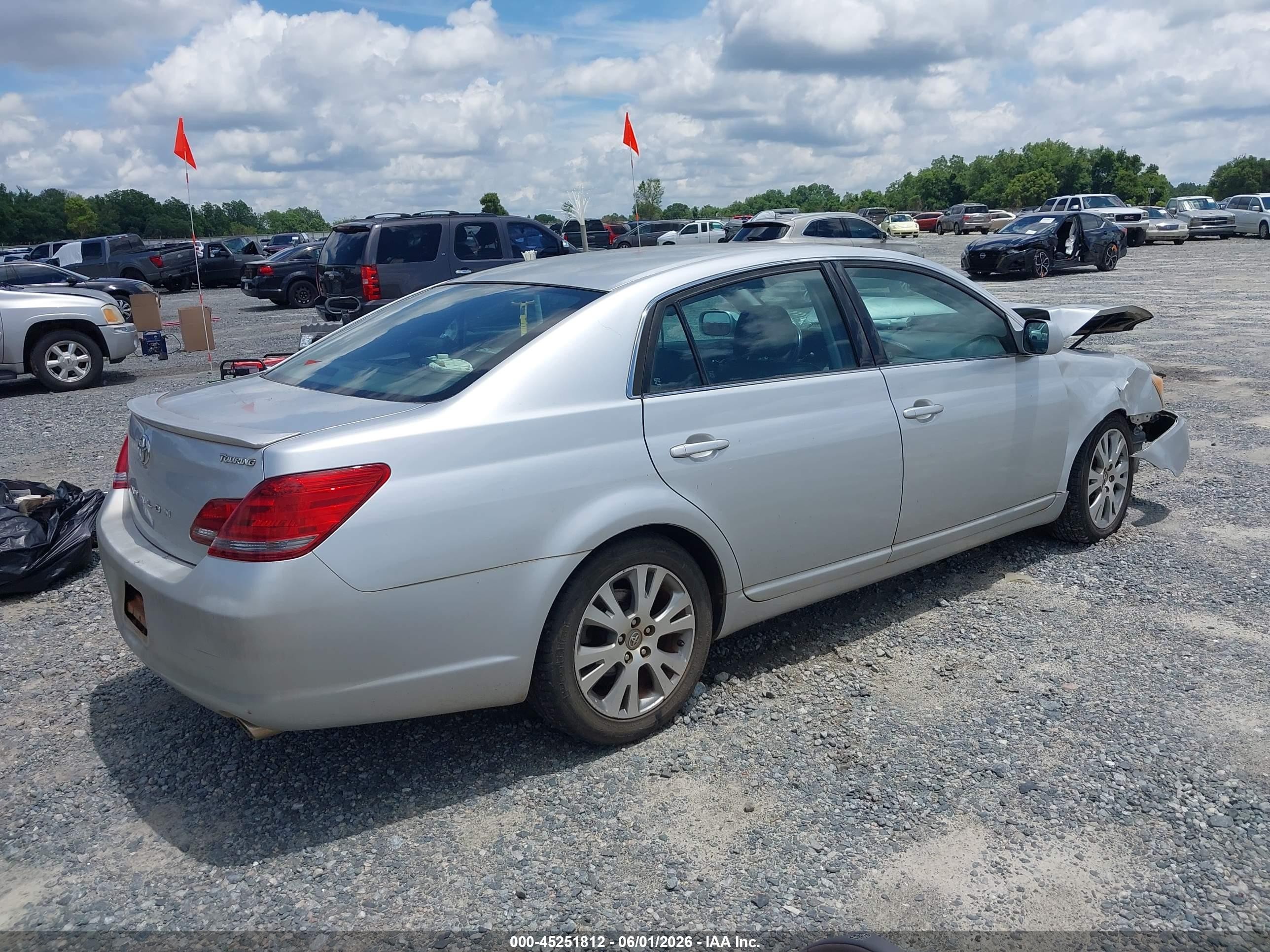 2008 Toyota Avalon Touring Silver vin: 4T1BK36B18U309165