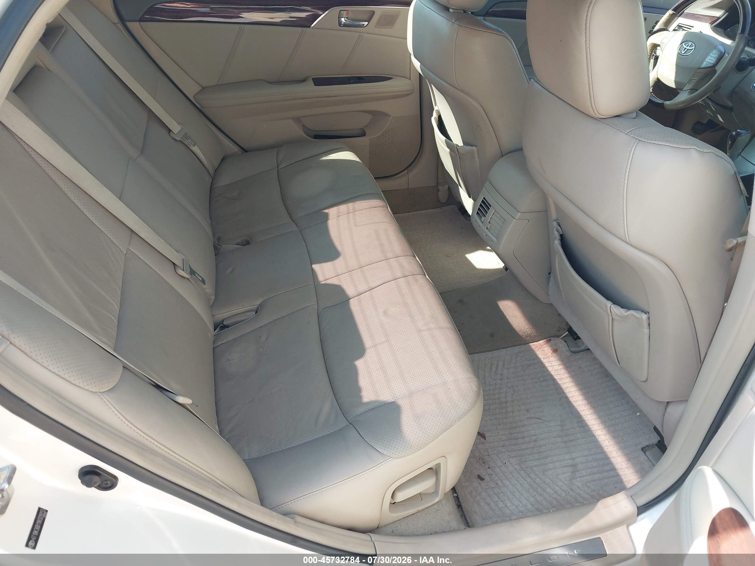 2009 Toyota Avalon Limited White vin: 4T1BK36B19U329255