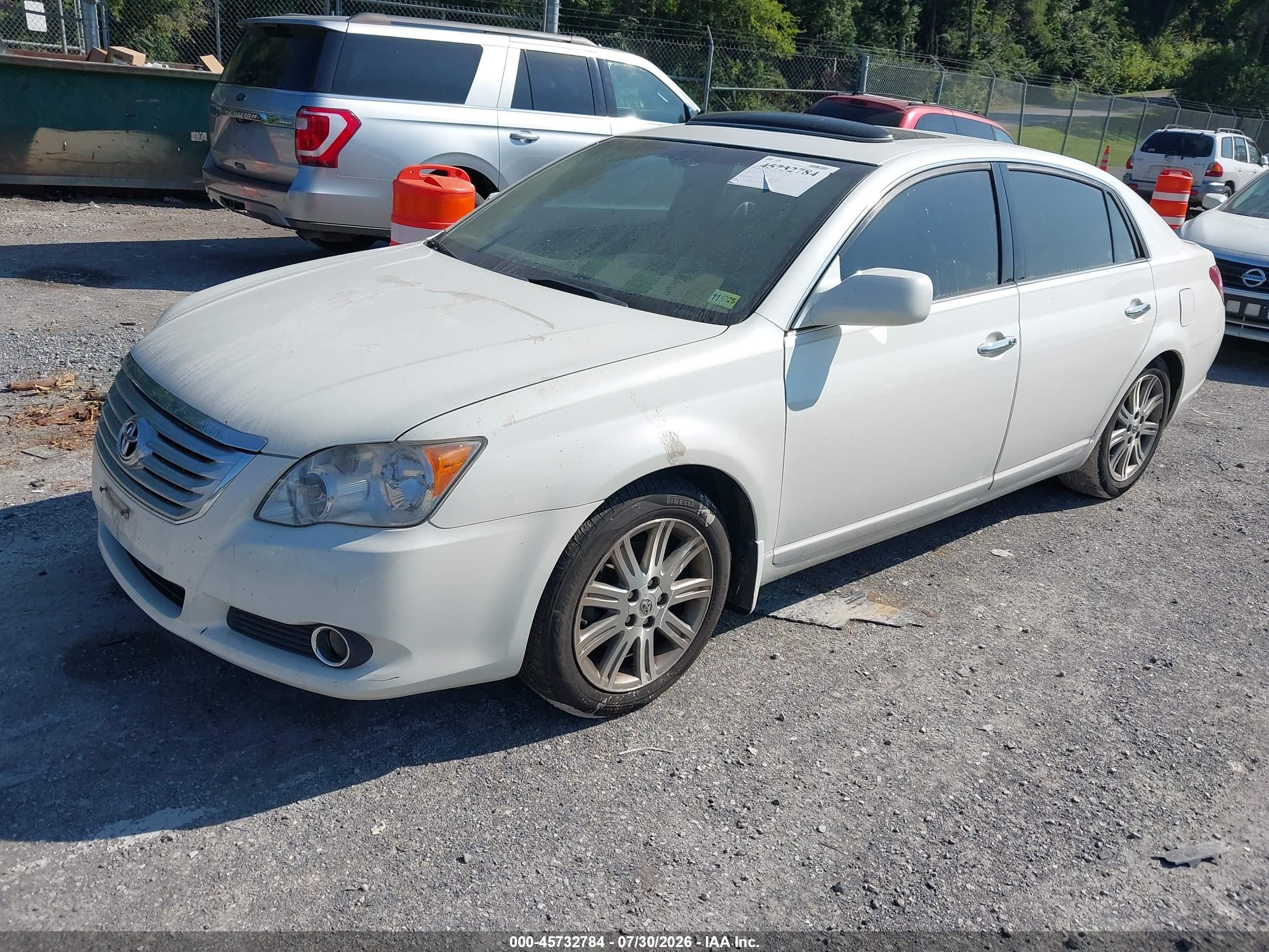 2009 Toyota Avalon Limited White vin: 4T1BK36B19U329255