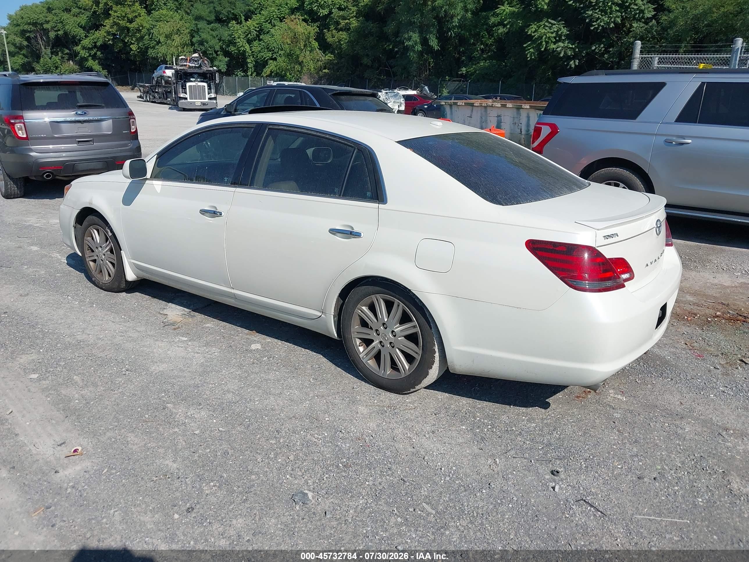 2009 Toyota Avalon Limited White vin: 4T1BK36B19U329255
