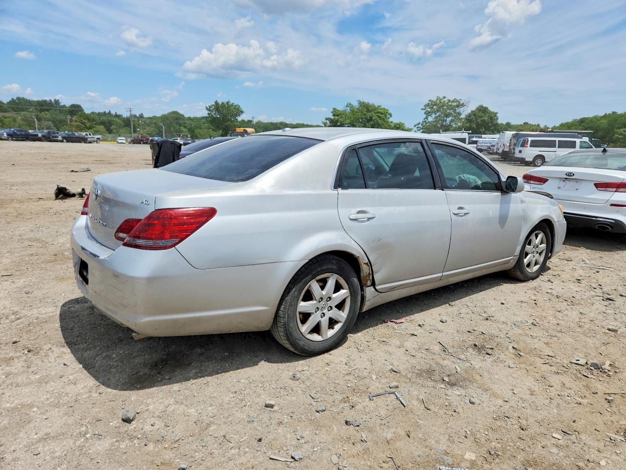 2009 Toyota Avalon Xl Silver vin: 4T1BK36B19U329496