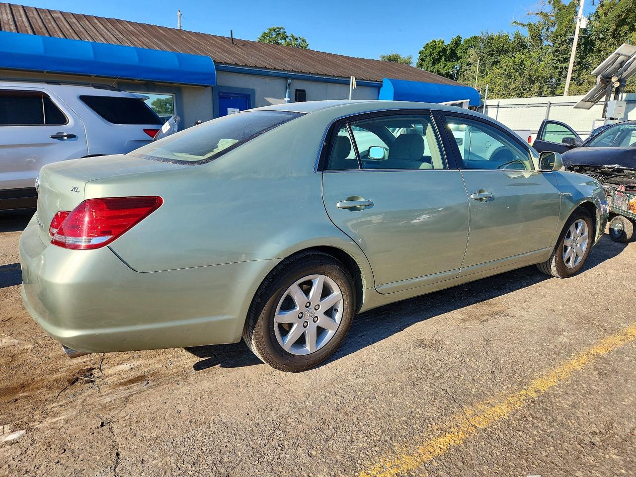 2005 Toyota Avalon Xl Green vin: 4T1BK36B25U031047