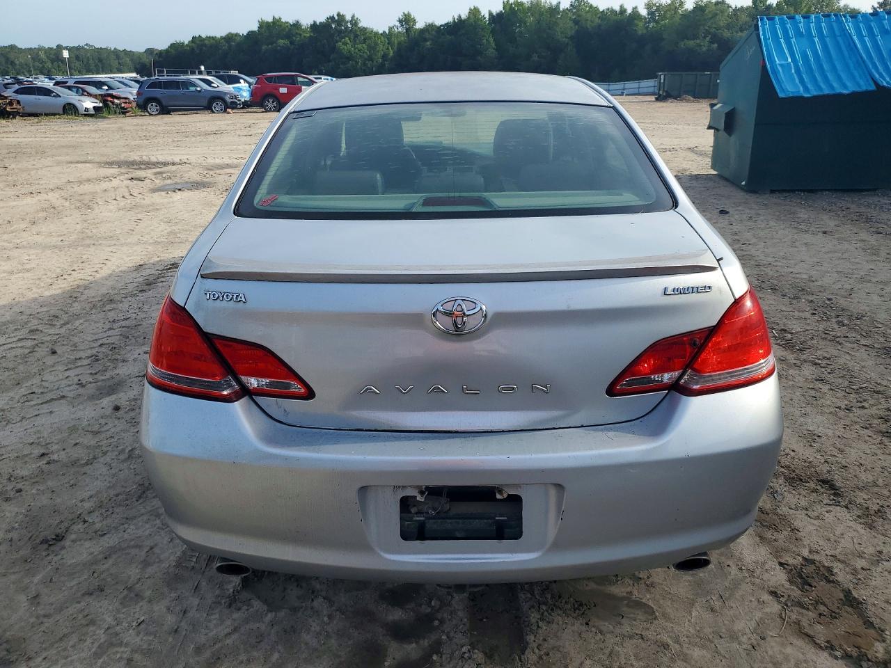 2005 Toyota Avalon Limited Silver vin: 4T1BK36B25U047183