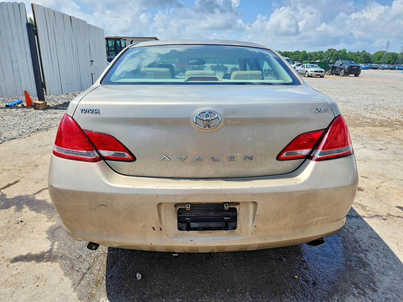 2005 Toyota Avalon Xls Tan vin: 4T1BK36B25U059107