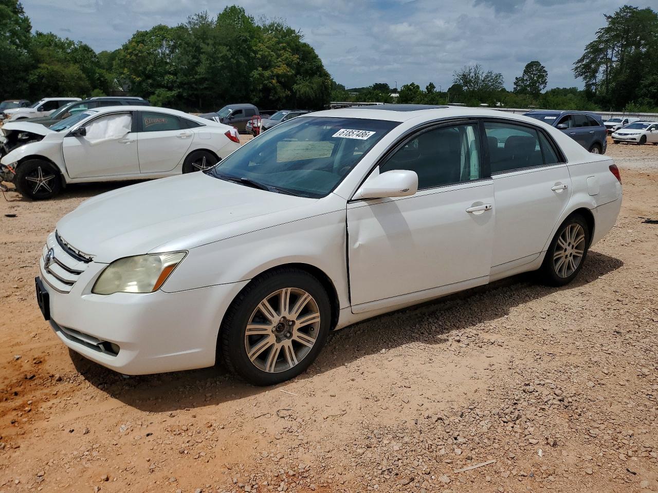 2006 Toyota Avalon Limited Белый vin: 4T1BK36B26U081710