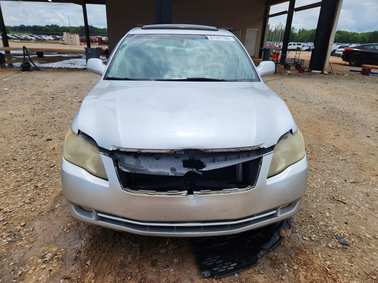 2006 Toyota Avalon Limited Silver vin: 4T1BK36B26U084302