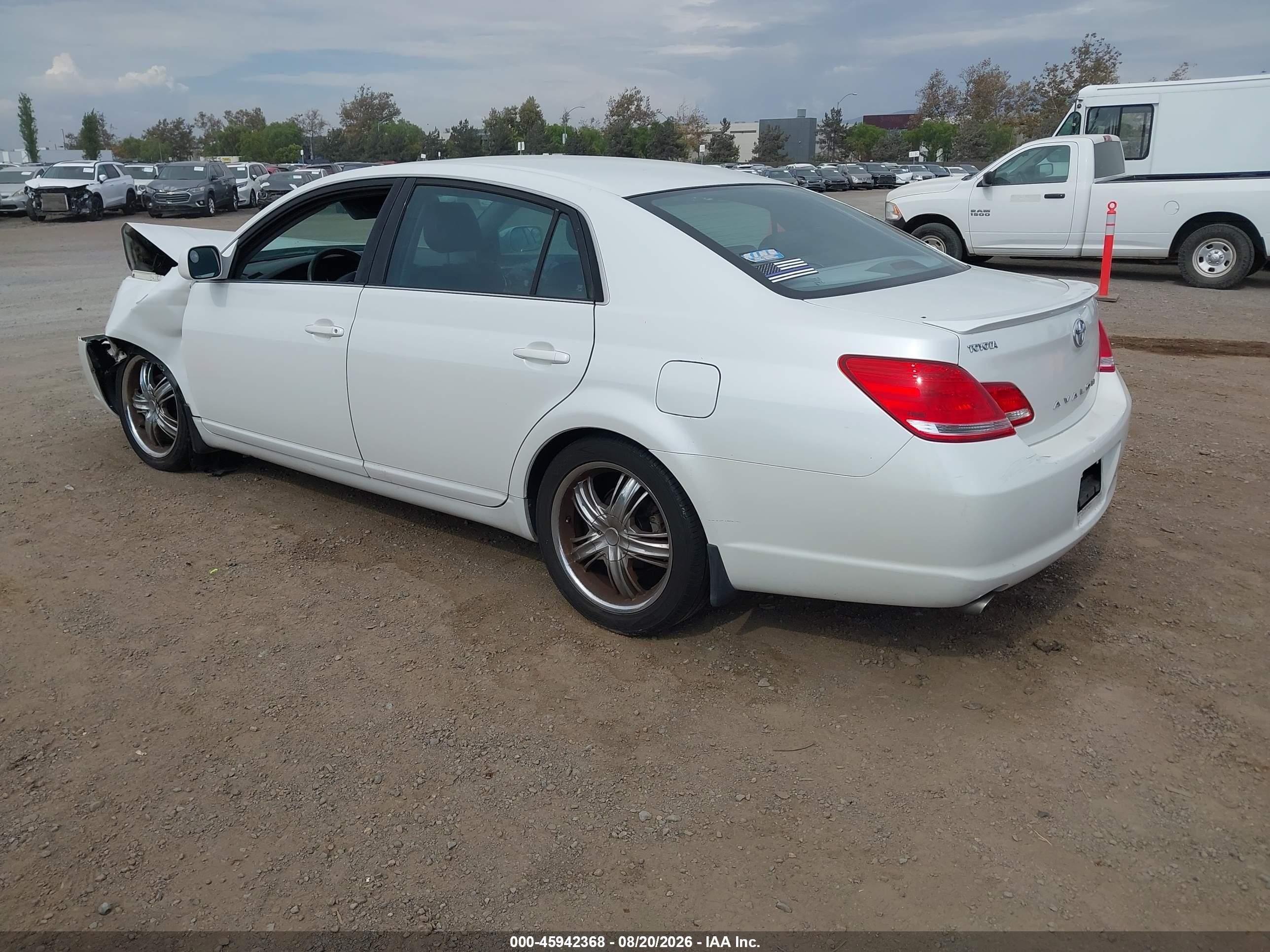 2006 Toyota Avalon Touring White vin: 4T1BK36B26U084557