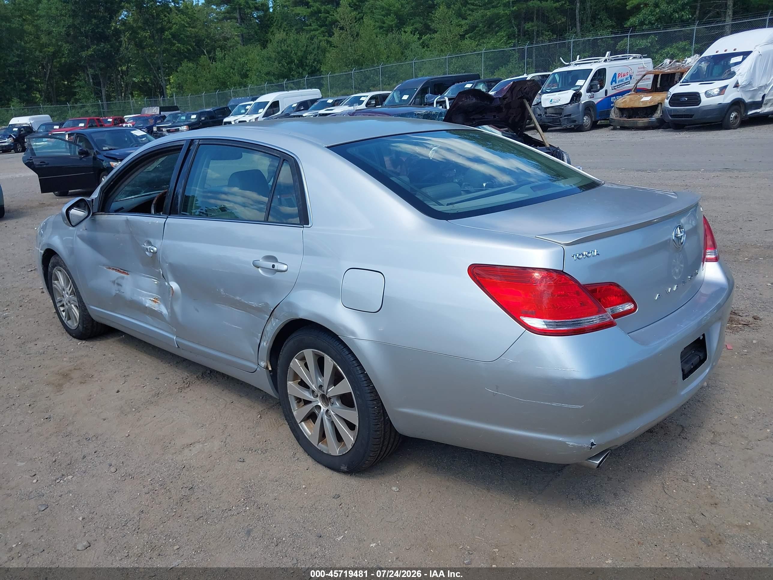 2006 Toyota Avalon Limited Silver vin: 4T1BK36B26U124278