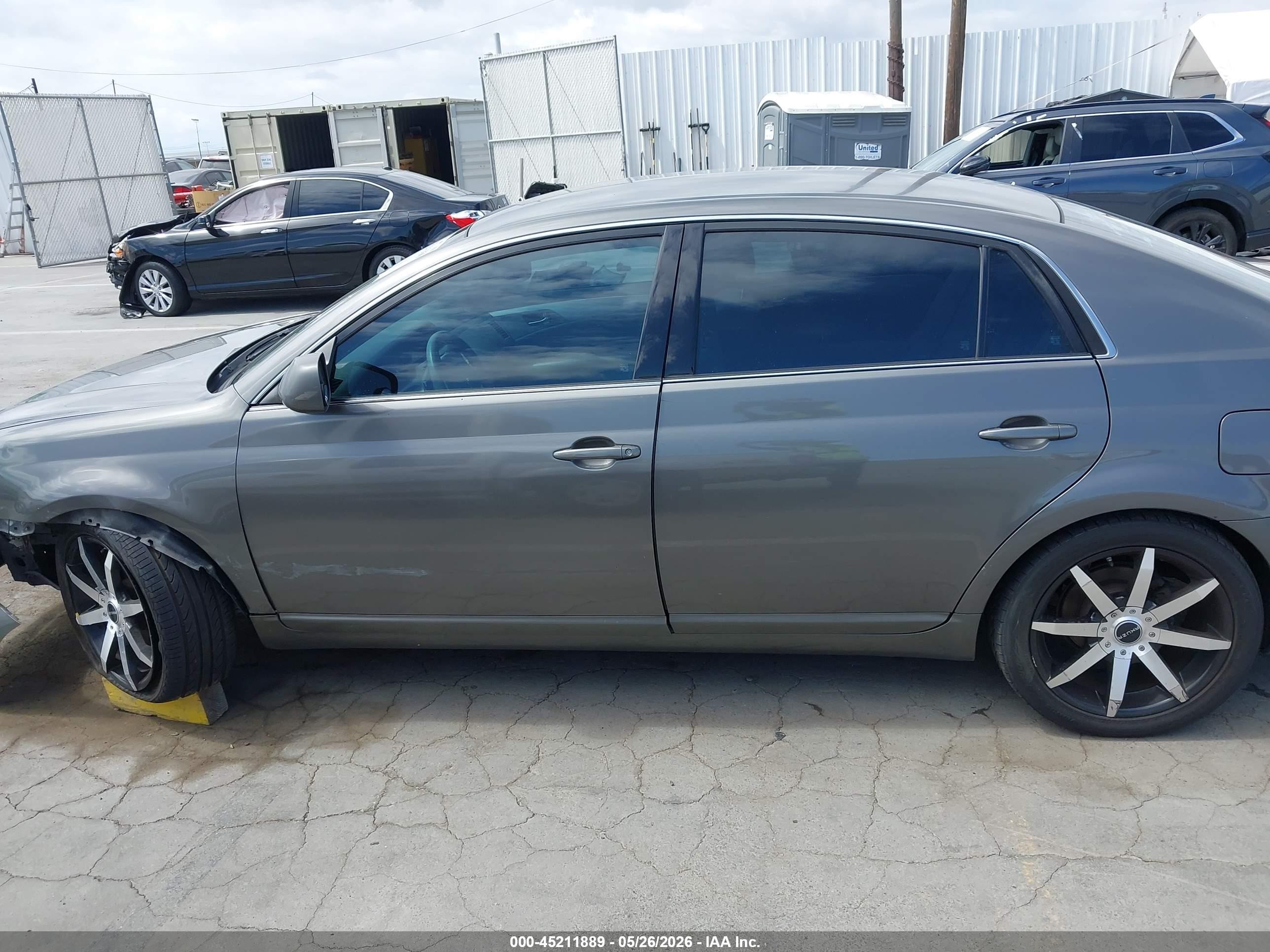 2006 Toyota Avalon Xl Gray vin: 4T1BK36B26U127424