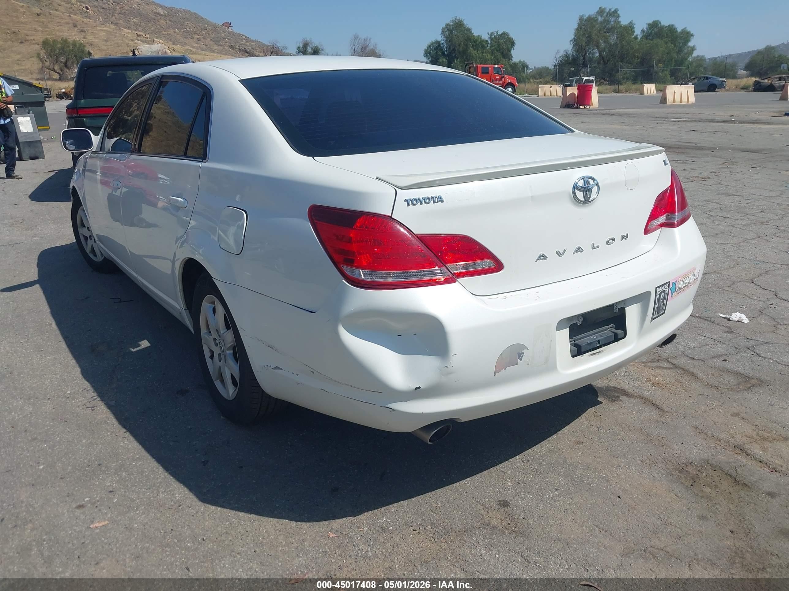 2006 Toyota Avalon Xl White vin: 4T1BK36B26U160620