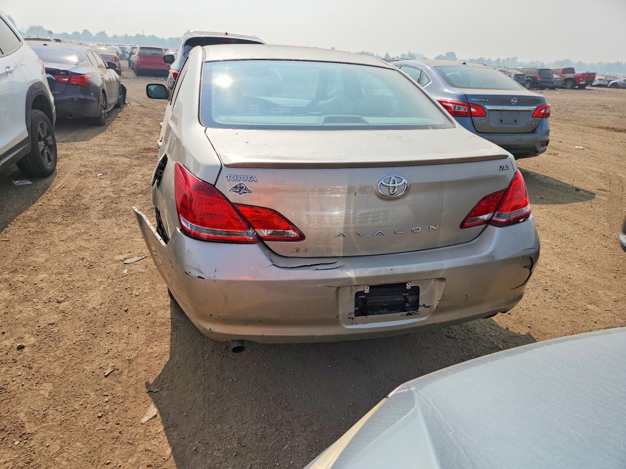 2006 Toyota Avalon Xls Beige vin: 4T1BK36B26U165302