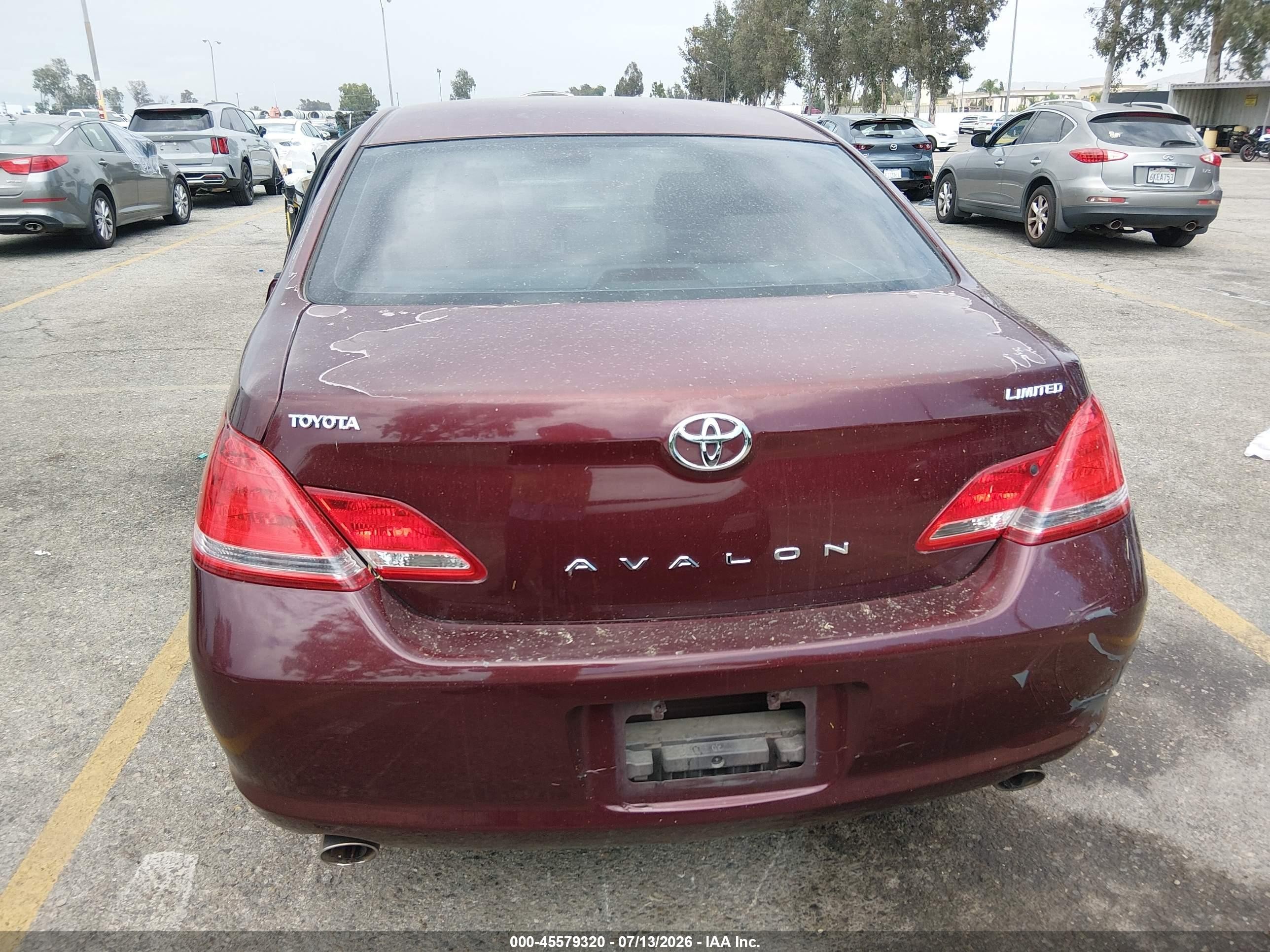 2006 Toyota Avalon Limited Burgundy vin: 4T1BK36B26U167373